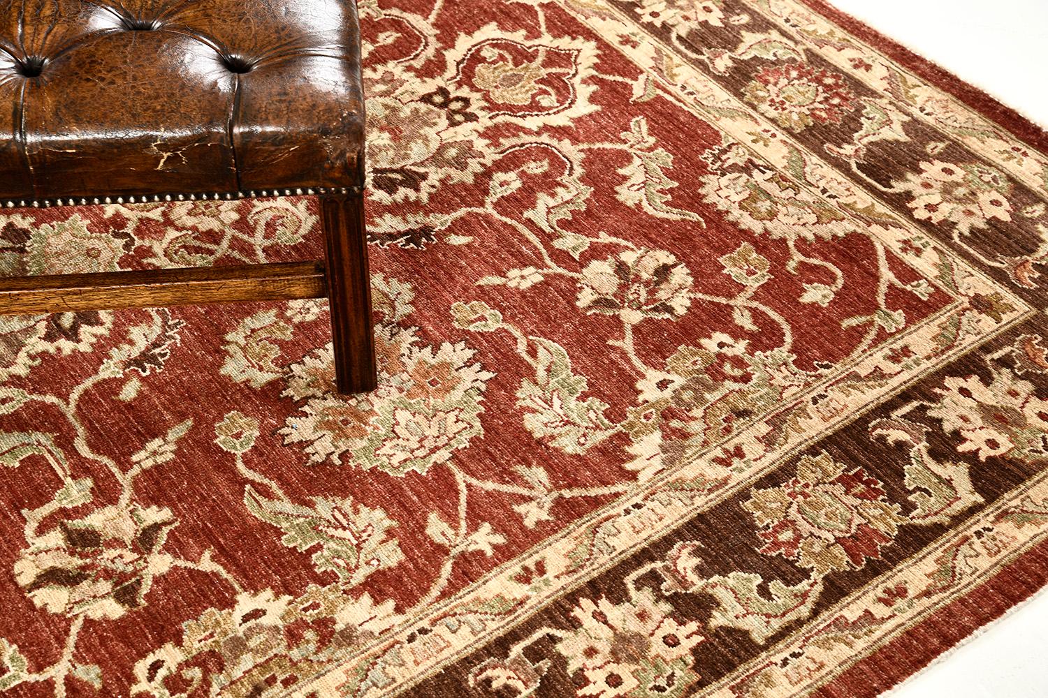 Natural Dye Sultanabad Revival Square Rug In New Condition For Sale In WEST HOLLYWOOD, CA