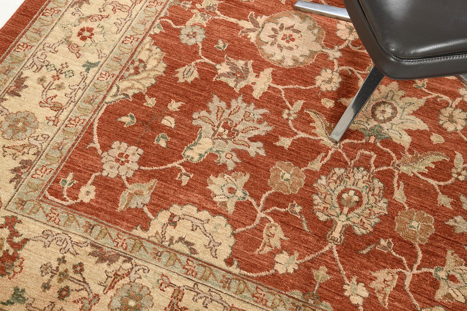 Natural Dye Sultanabad Revival Square Rug In New Condition For Sale In WEST HOLLYWOOD, CA