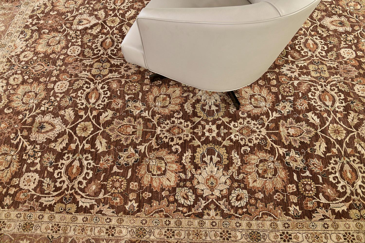 Natural Dye Tabriz Hadji Jalili Style Rug In New Condition For Sale In WEST HOLLYWOOD, CA