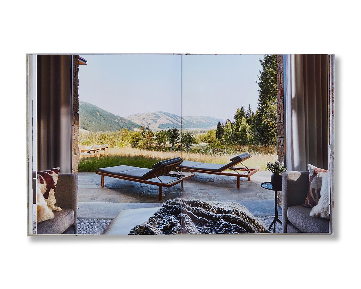 Luxuriöses Wohnzimmerbuch von Rush Jenkins und Klaus Baer, Natural Elegance, Luxuriöses Bergleben im Angebot 1