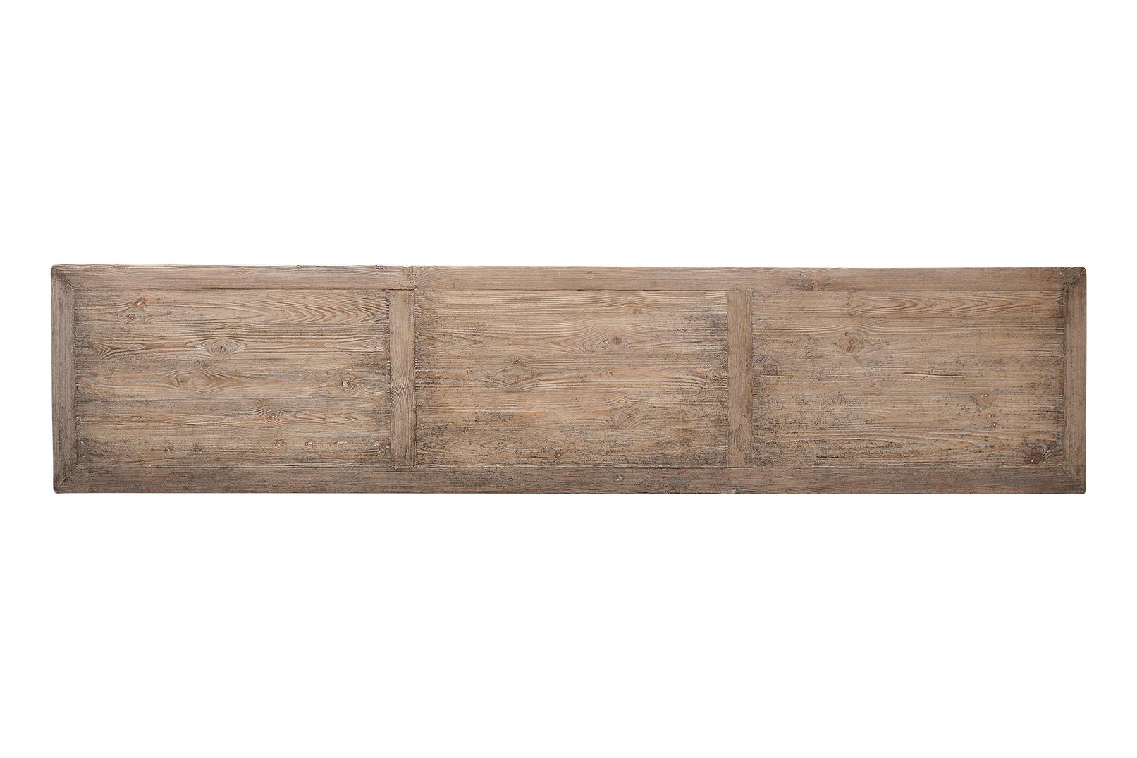 Dalla collezione Le Monde, questa [consolle / console multimediale / credenza / cassettiera / libreria / étagère] proviene da tutto il mondo ed è curata meticolosamente per la sua rara abilità artigianale e la sua forma architettonica. La collezione