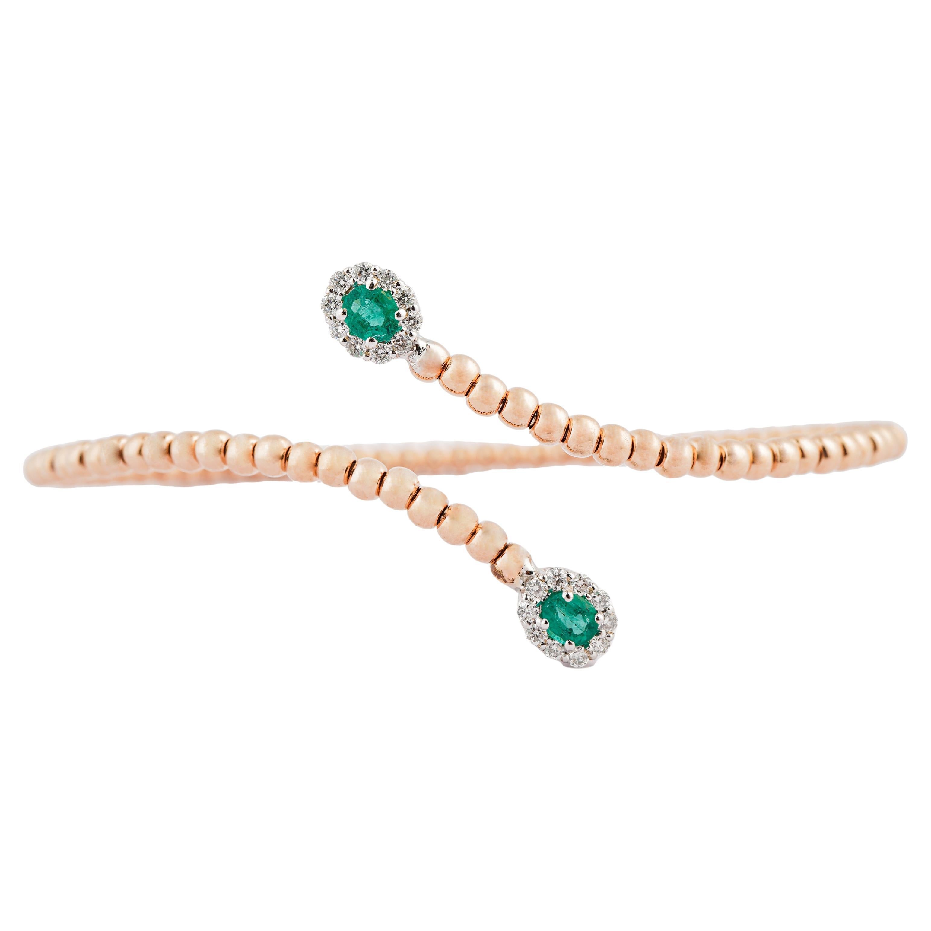 Esmeralda natural 0,31cts, diamante 0,22cts en oro de 18k