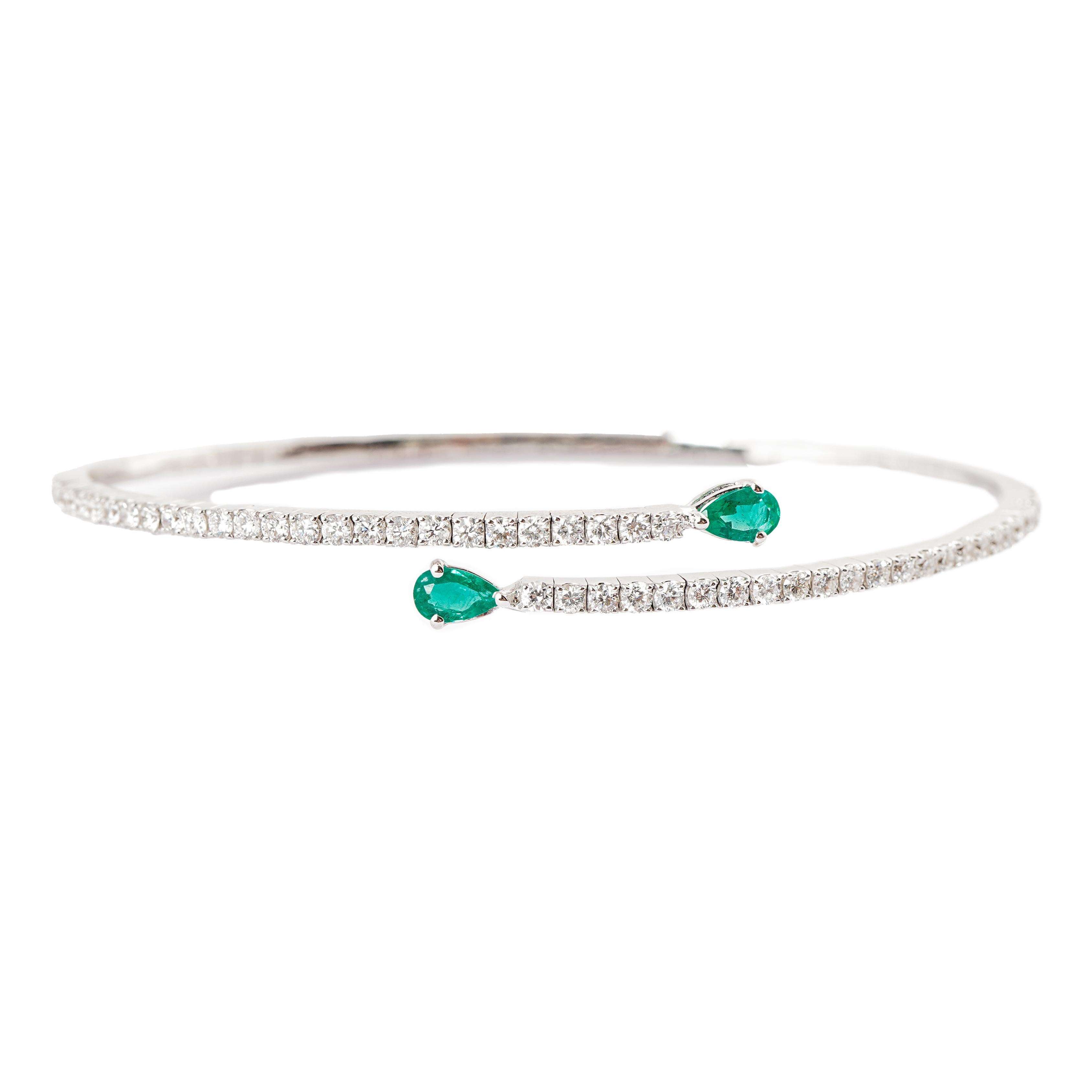 Esmeralda natural 0,45cts, diamante 1,08cts en oro de 18k Corte esmeralda en venta