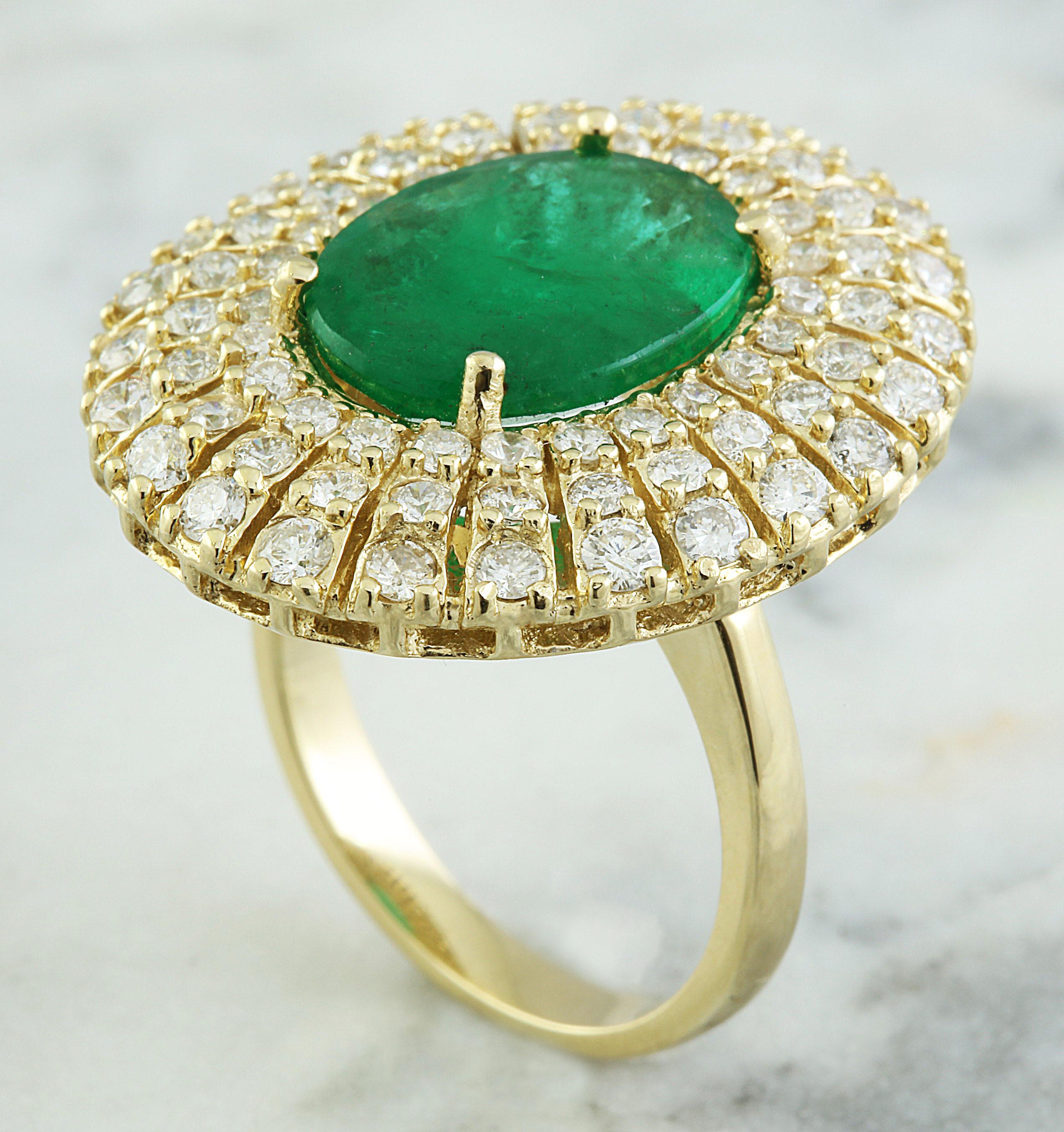 Oval Cut Natural Emerald 14 Karat Solid Yellow Gold Diamond Ring For Sale