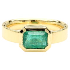 Natural Emerald 1.41 Carat TW Yellow Gold Cocktail Ring