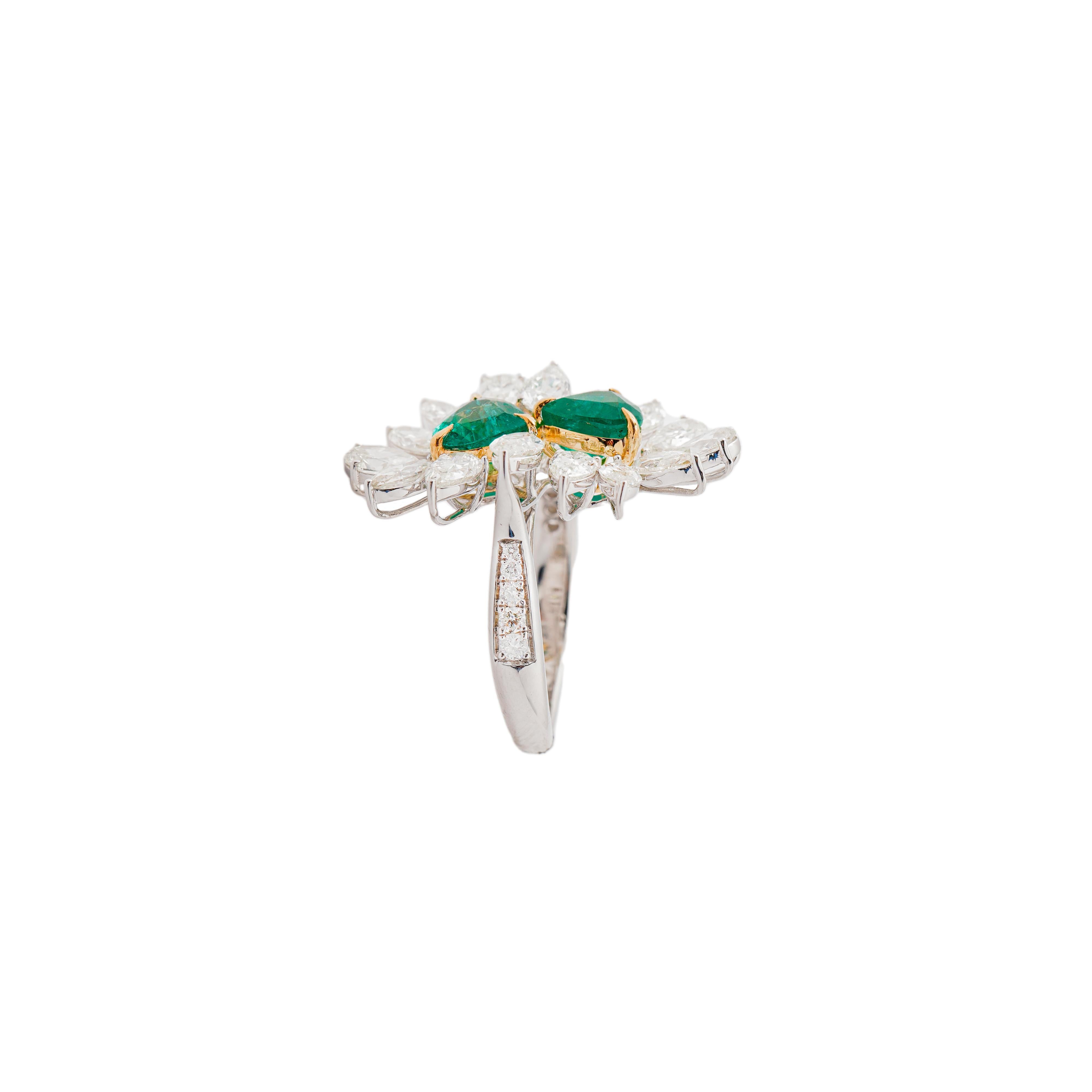 Natürlicher sambischer Smaragd 1,86cts & Diamant 2,95cts Ring in 18k Gold im Zustand „Neu“ im Angebot in jaipur, IN