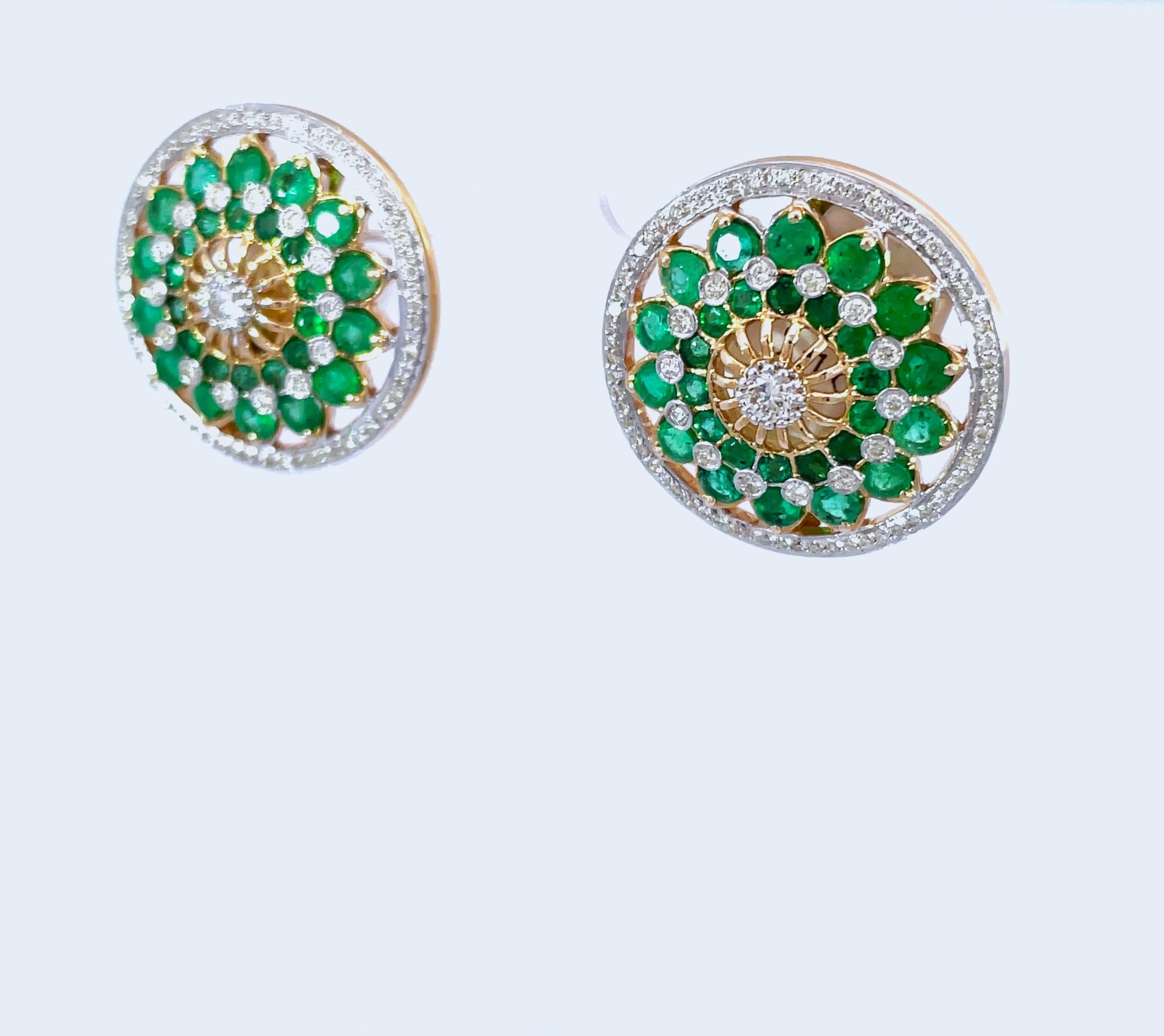 Modern Natural Emerald 2.4 Carat & White Diamond 1 Carat Earring 18K Yellow Gold Studs For Sale