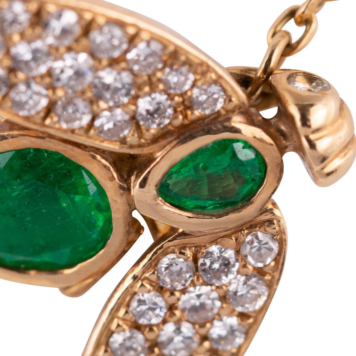 Women's Natural Emerald 3 Carat and Diamond 18 Karat Gold Bee Pendant For Sale