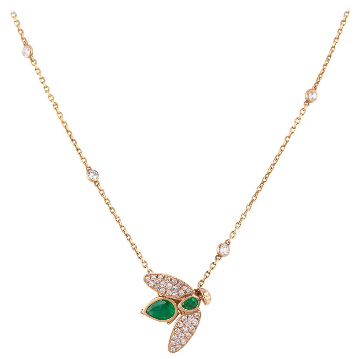 Natural Emerald 3 Carat and Diamond 18 Karat Gold Bee Pendant For Sale