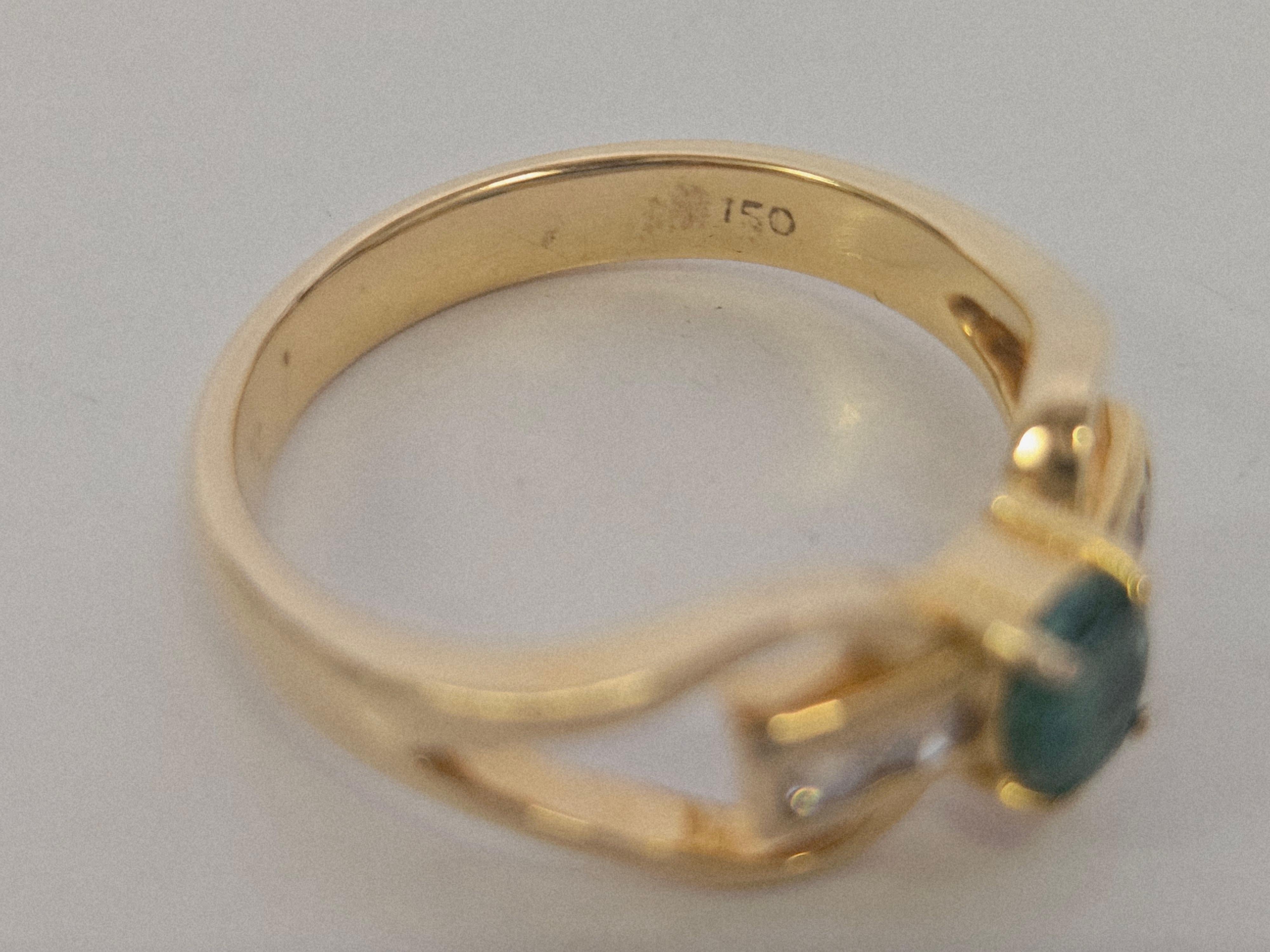 Artisan Bague en or 18K faite à la main, émeraude naturelle et diamant en vente