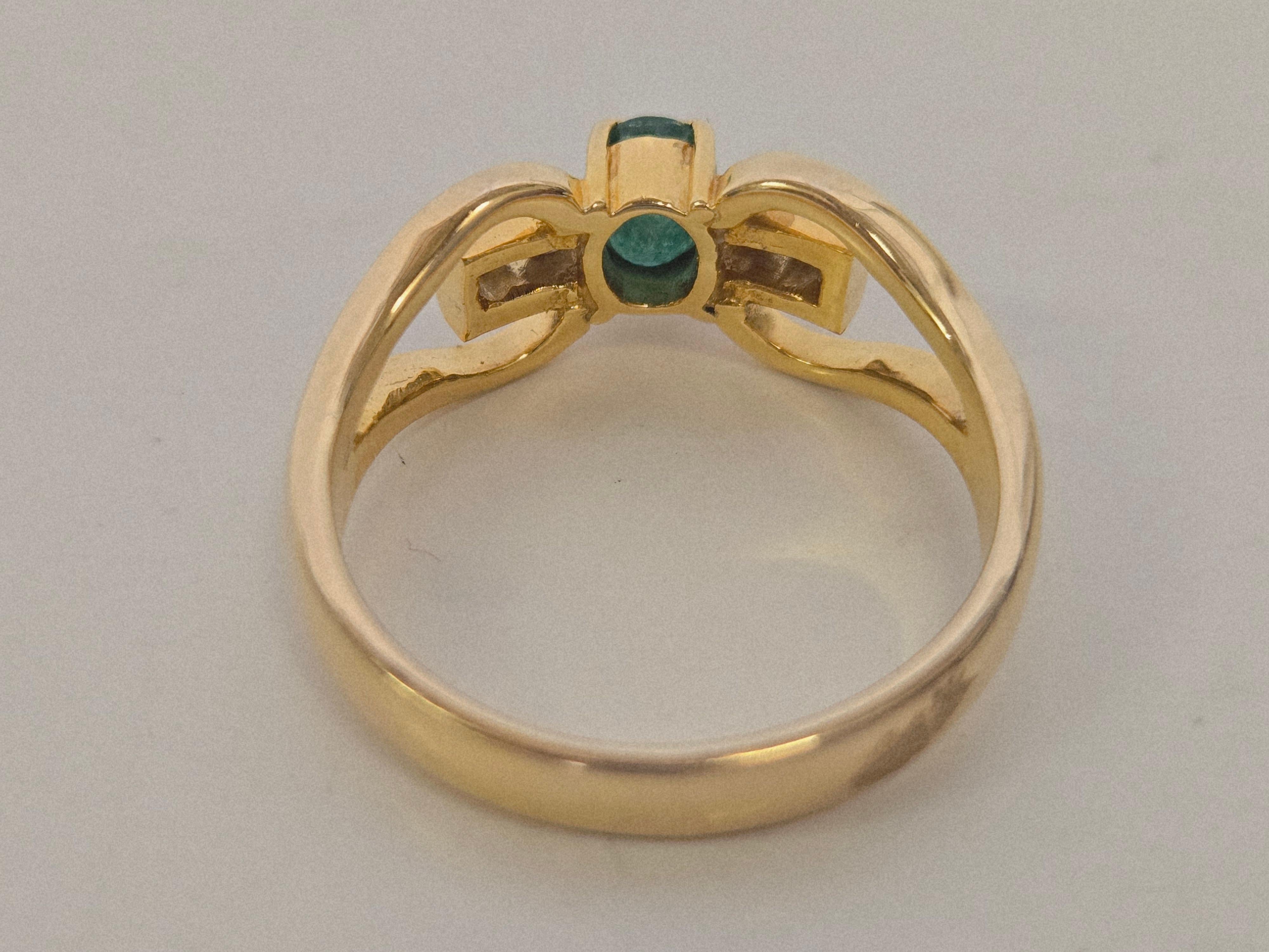 Bague en or 18K faite à la main, émeraude naturelle et diamant en vente 4
