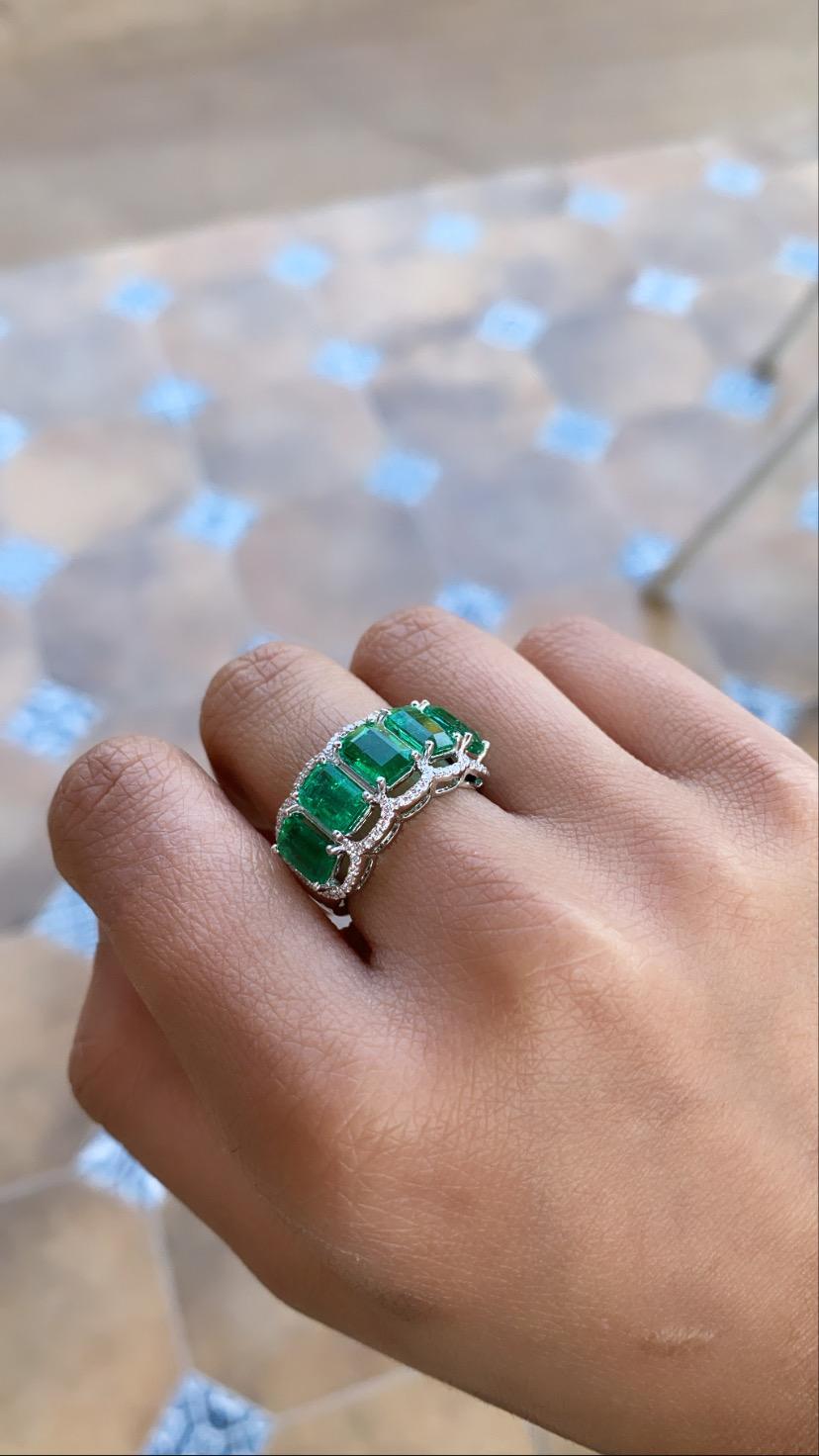Natural Emerald and Diamond Band Ring Set in 18 Karat Gold 2