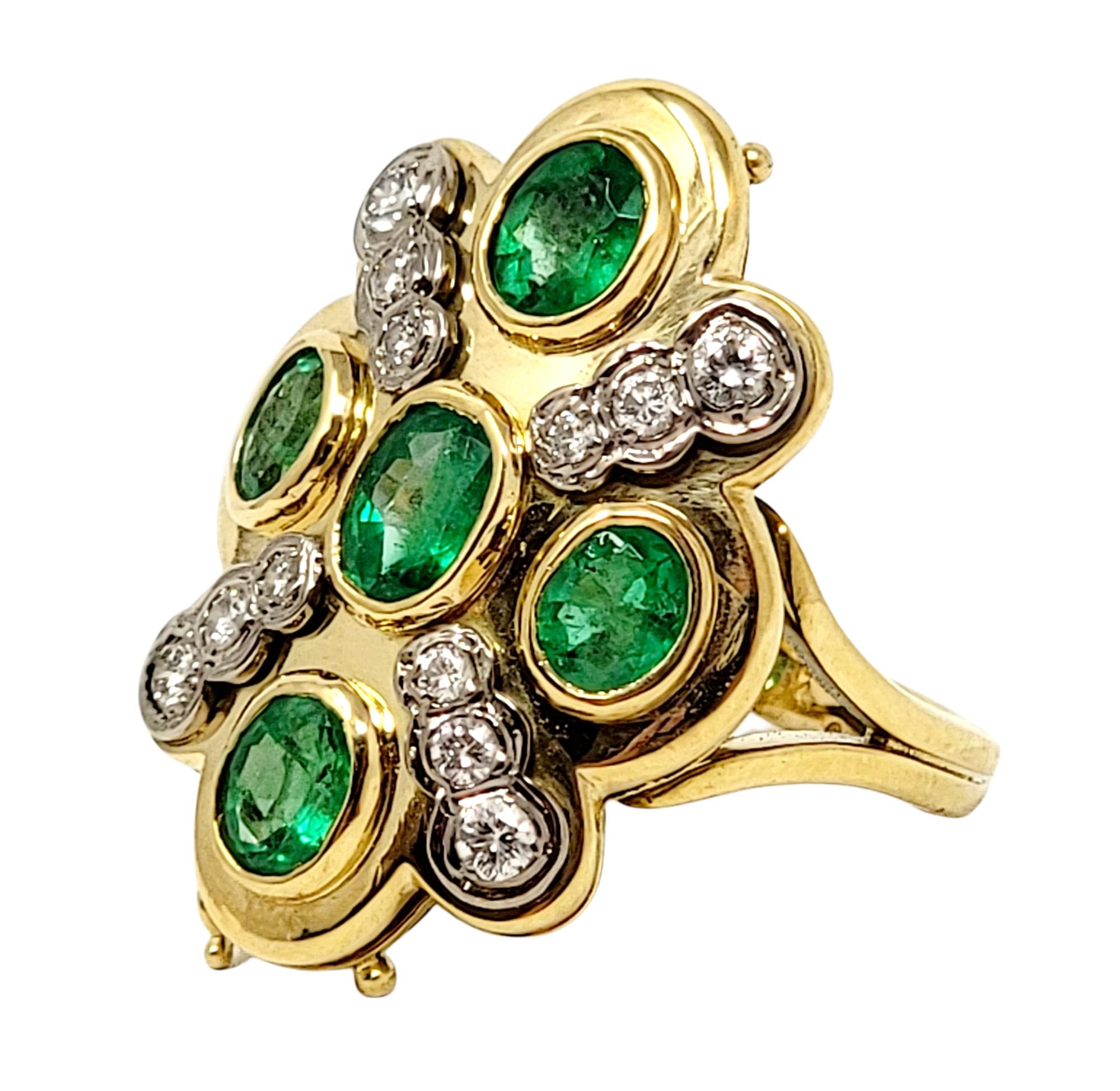 Contemporary Natural Emerald and Diamond Convertible Ring / Pendant in 18 Karat Yellow Gold For Sale