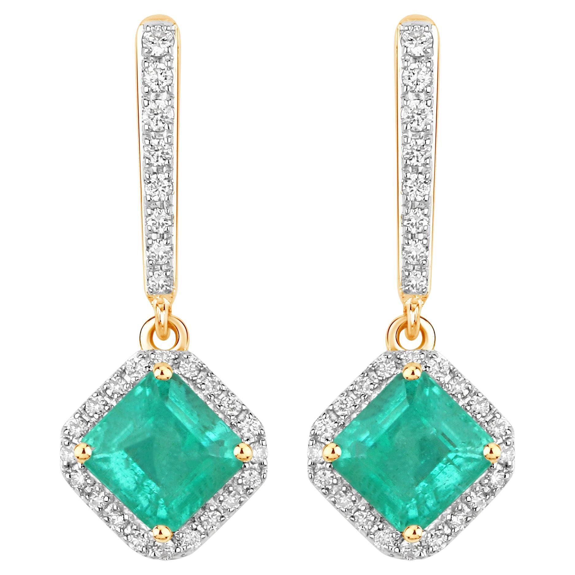 Natural Emerald and Diamond Dangle Earrings 2 Carats 14K Gold For Sale