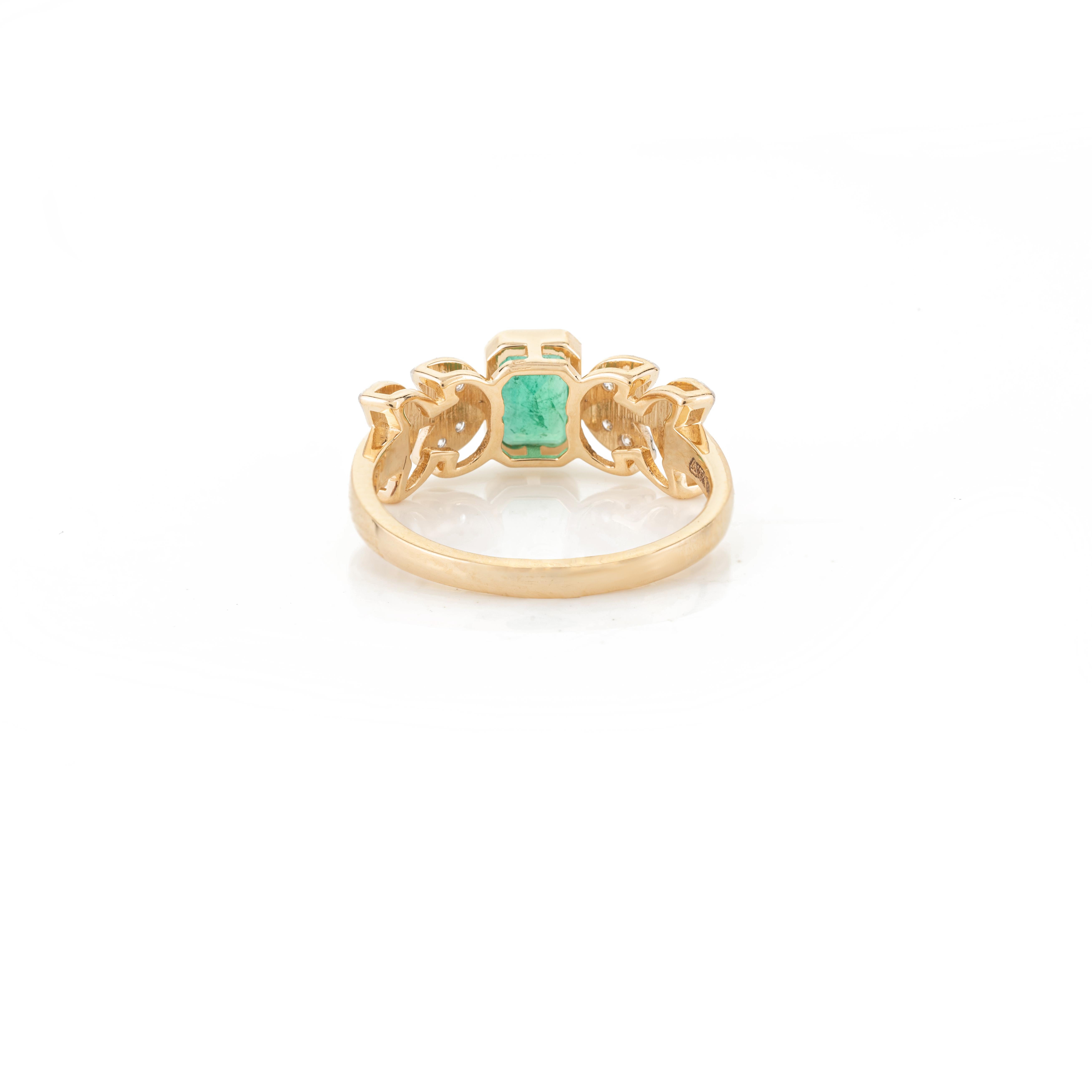 For Sale:  Natural Emerald and Diamond Floral Motif Band Ring in 18k Solid Yellow Gold 4