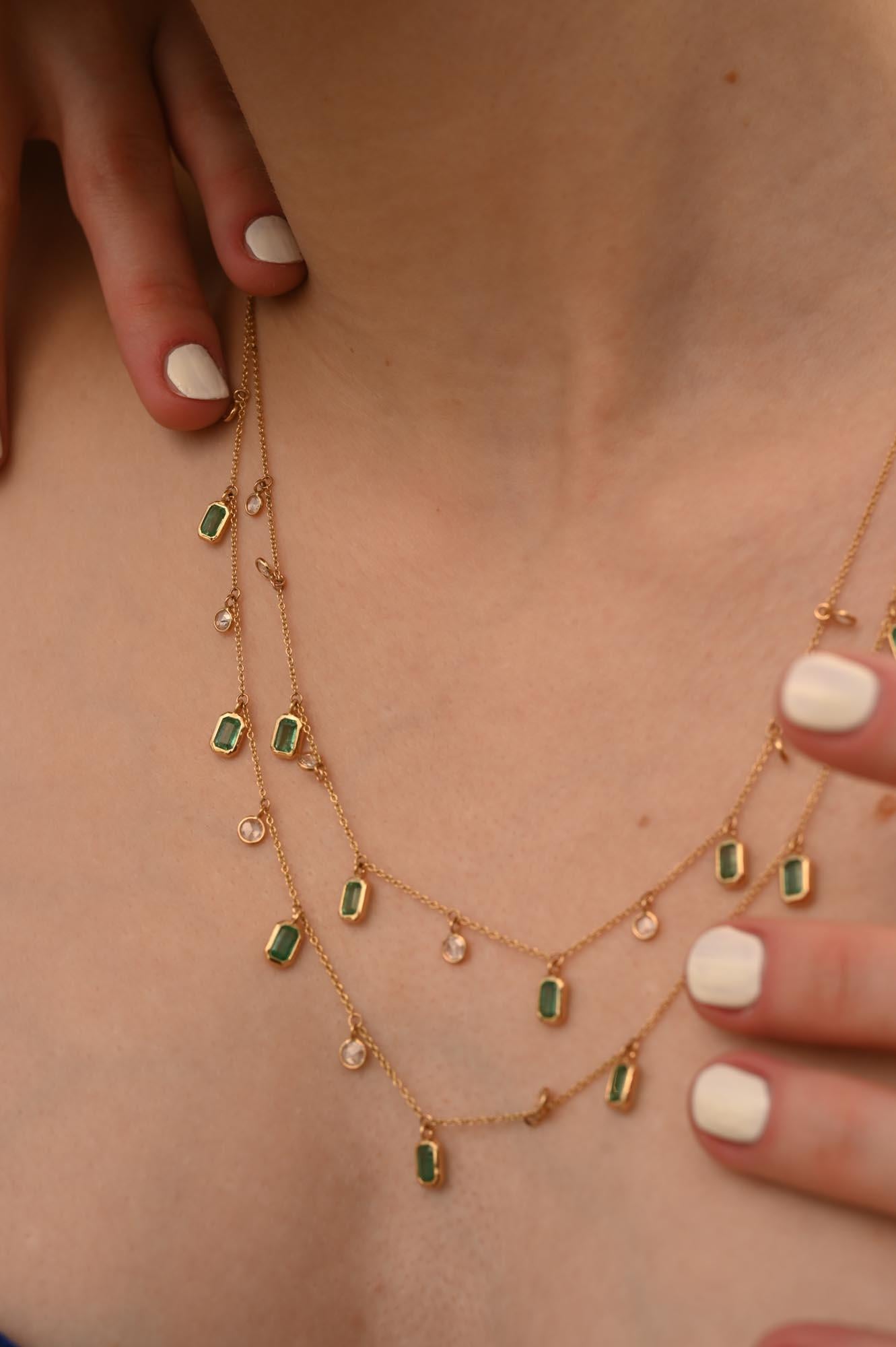 Collier double chaîne en or jaune 18k avec diamant naturel et émeraude, cadeau pour elle Pour femmes en vente