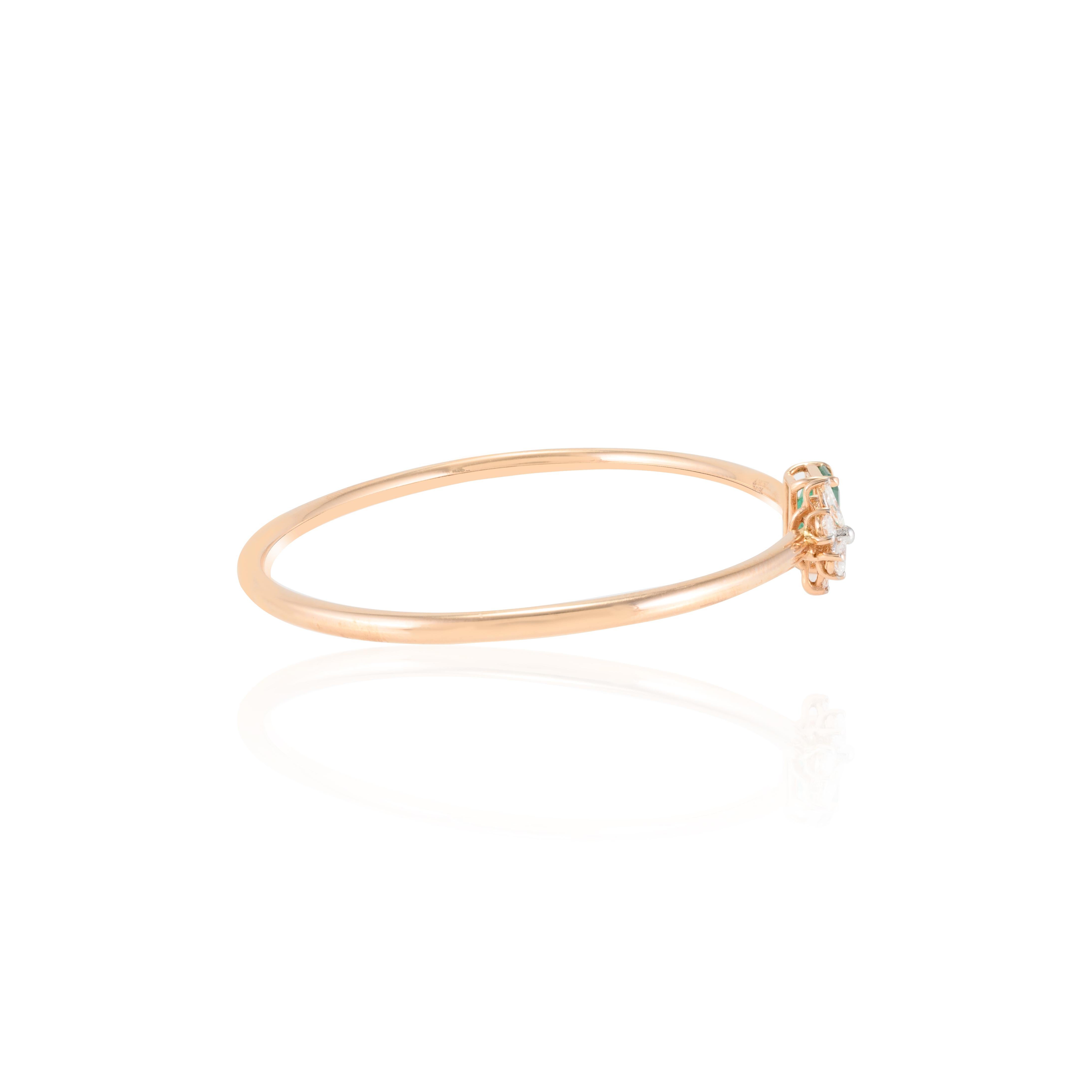 Modern Natural Emerald and Diamond Tip Cuff Bracelet for Her in 18k Solid Rose Gold For Sale