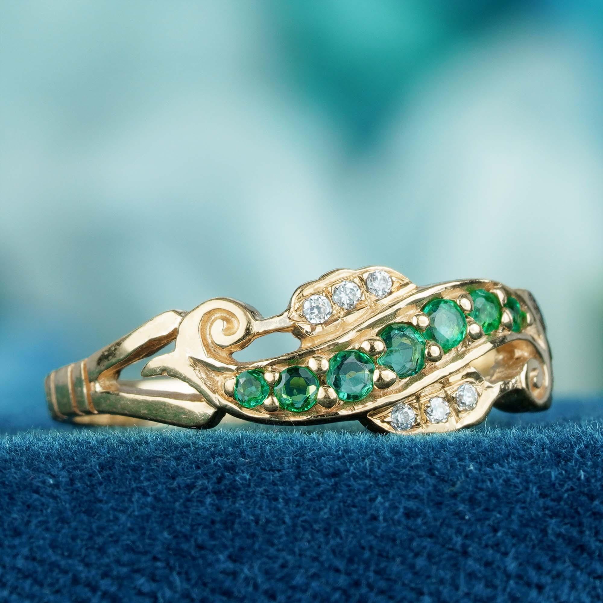 Im Angebot: Natürlicher Smaragd und Diamant Vintage-Ring im Vintage-Stil mit geschwungenem Ring aus massivem 9K Gelbgold () 3