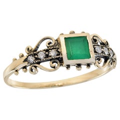 Bague de style vintage en or jaune 9K, émeraude naturelle et diamant