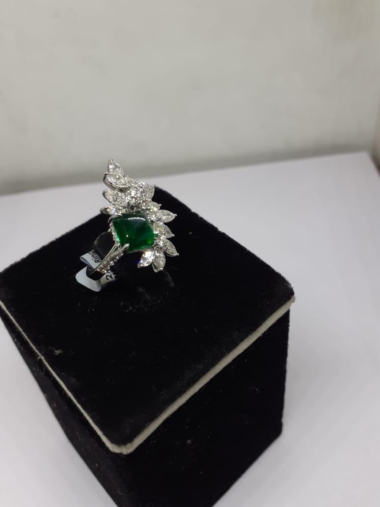 Women's or Men's 2.34 Ct Natural  Zambian Emerald & 2.15 Ct Natural Diamond Ring in 18KW Gold For Sale