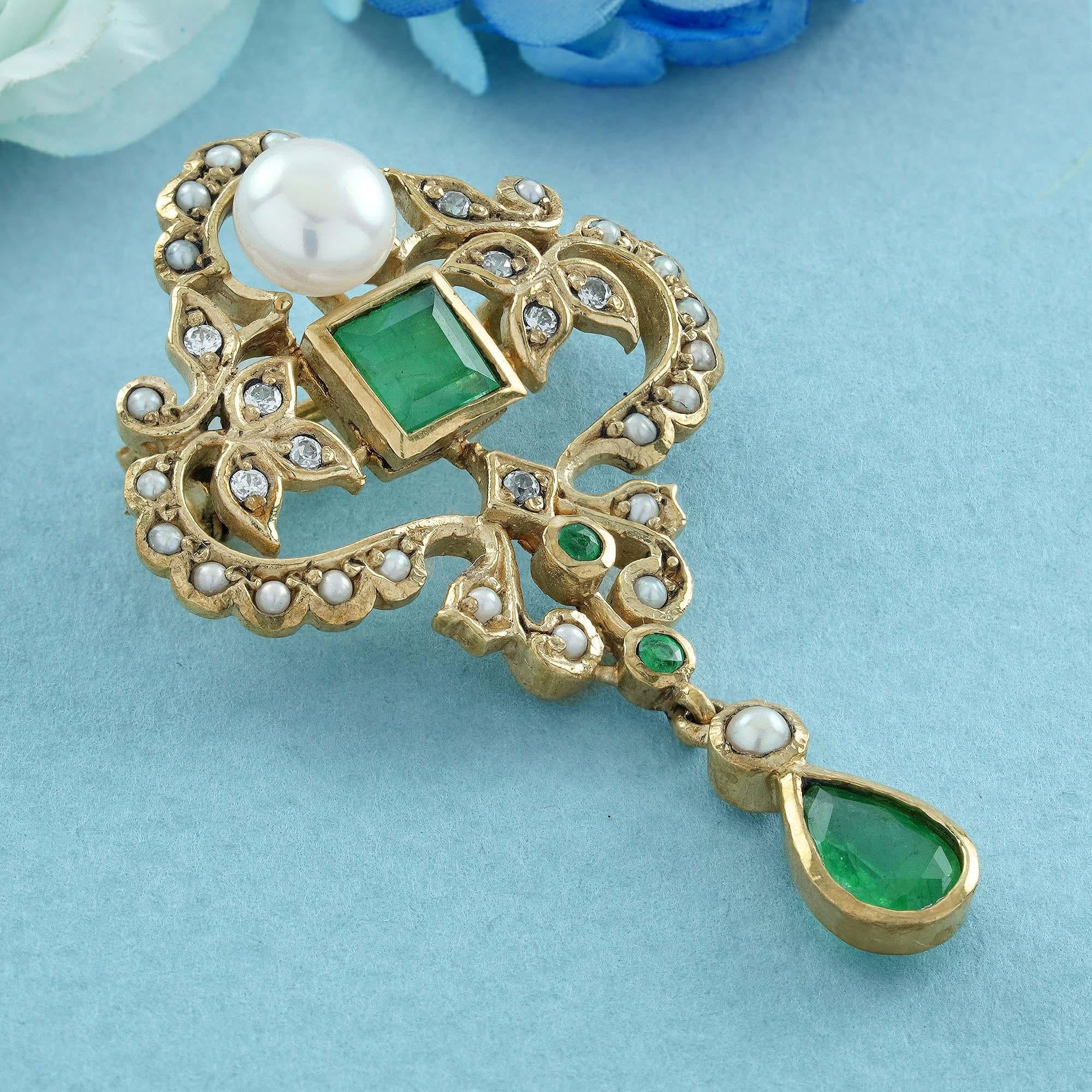 Edwardian Natural Emerald and Pearl Victorian Style Brooch in Solid 14K Yellow Gold For Sale