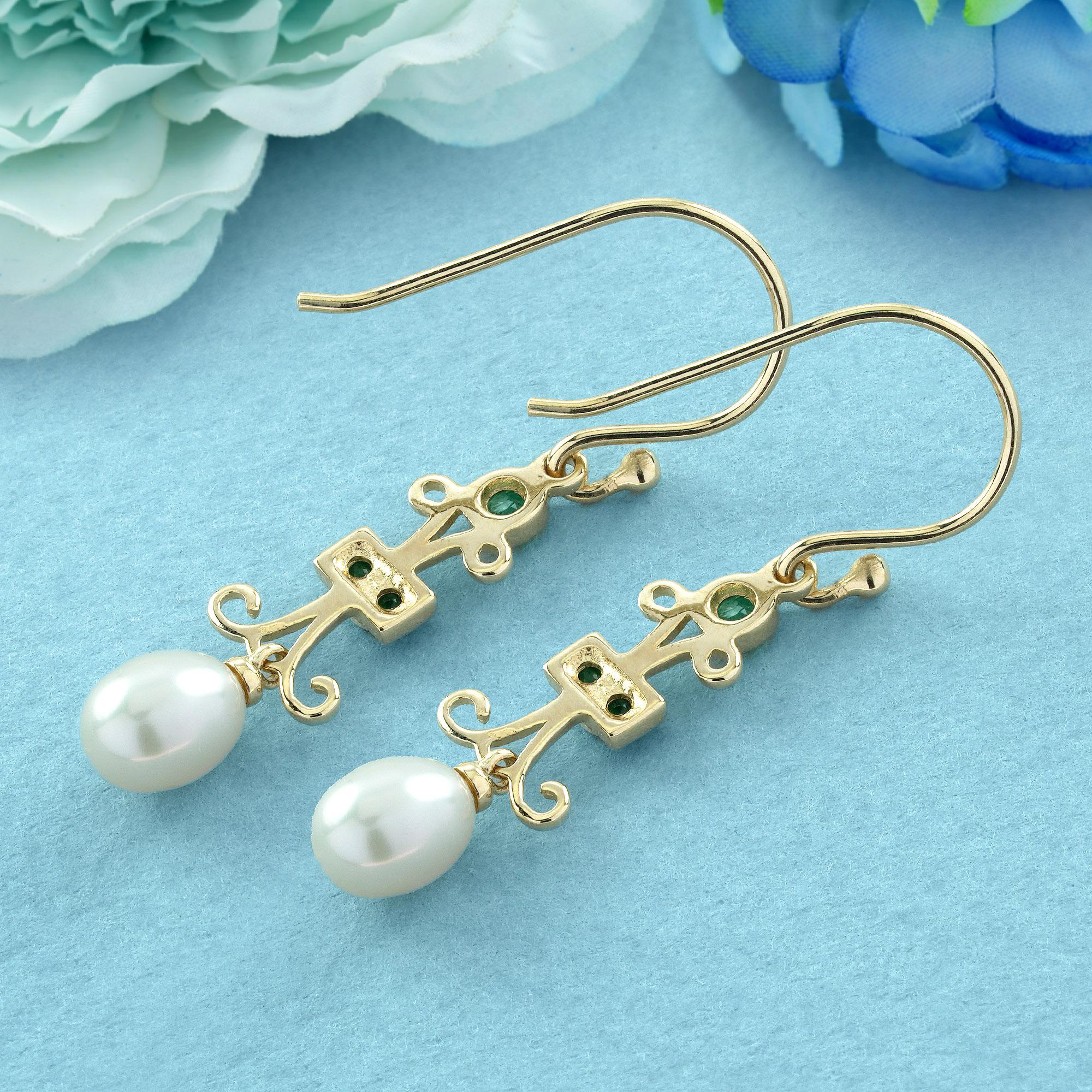 Round Cut Natural Emerald and Pearl Vintage Style Drop Earrings in 9K Yellow Gold For Sale
