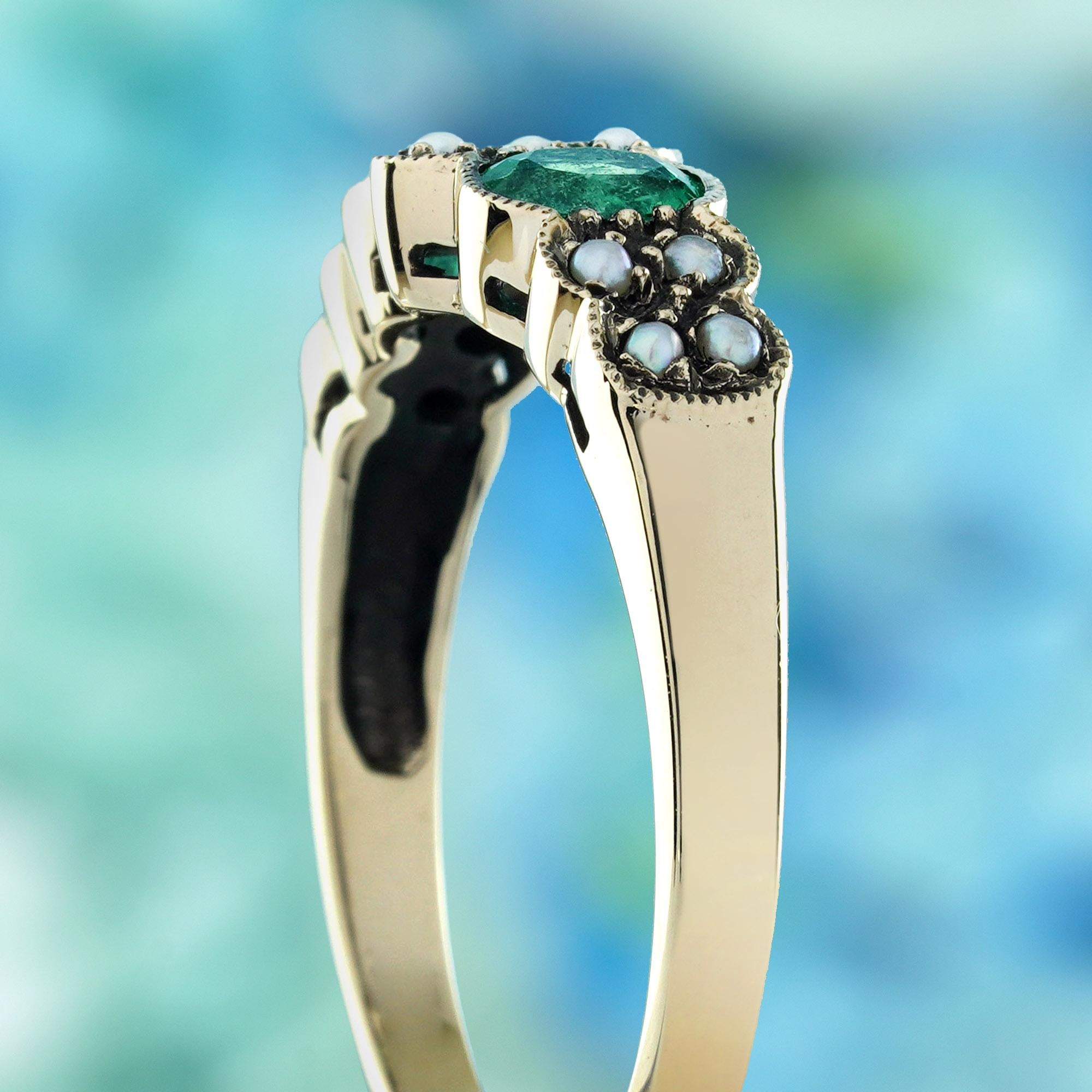 Women's Natural Emerald and Pearl Vintage Style Ring in Solid 9K Yellow Gold For Sale