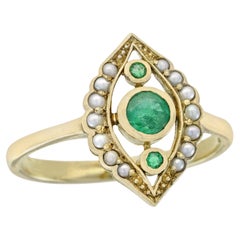 Natürlicher Smaragd- und Perlenring im Vintage-Stil aus massivem 9K Gelbgold mit drei Steinen