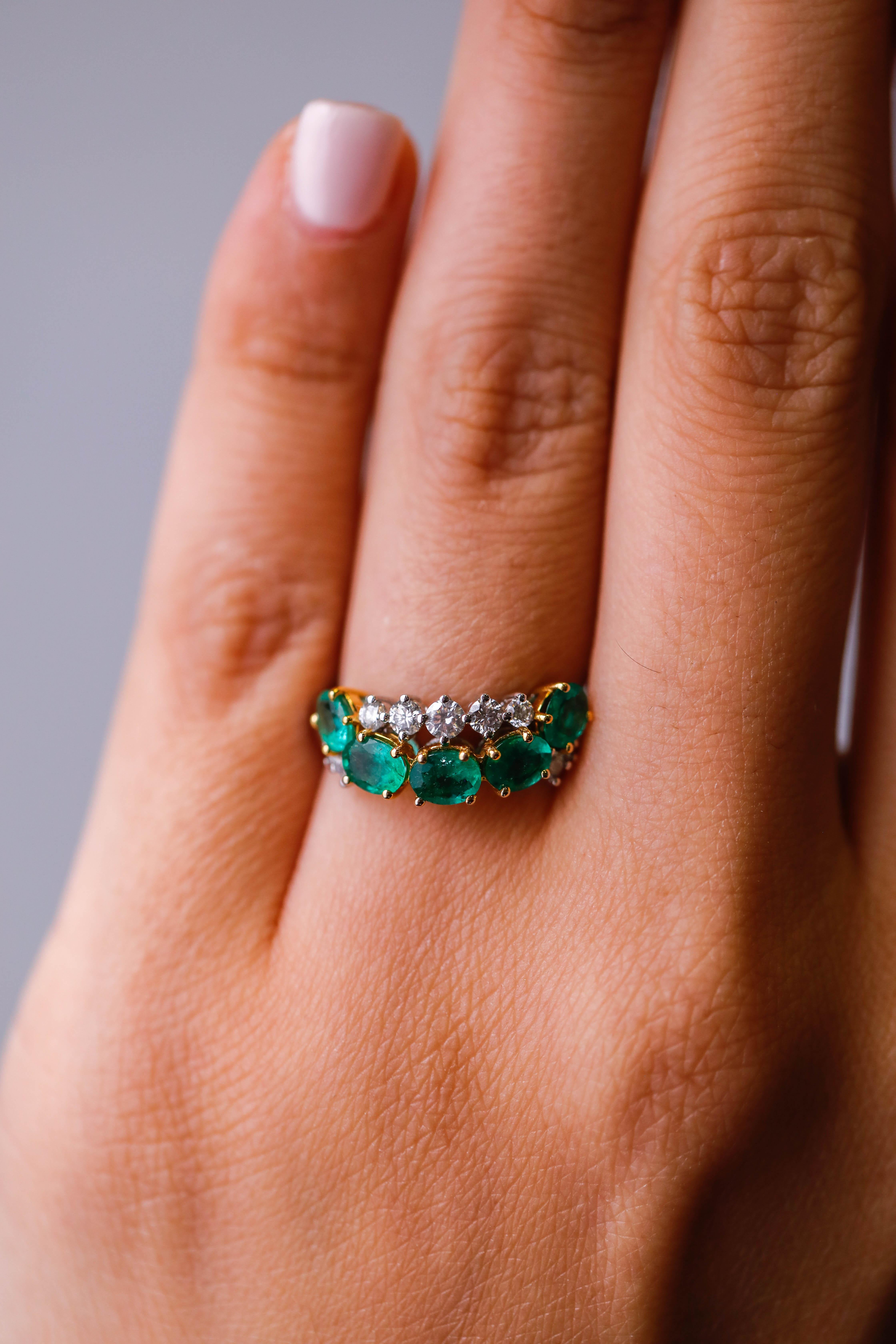 Oval Cut Emerald and 0.37 ct Diamond Accent Band Ring 18k two-tone Gold In New Condition In New York, NY