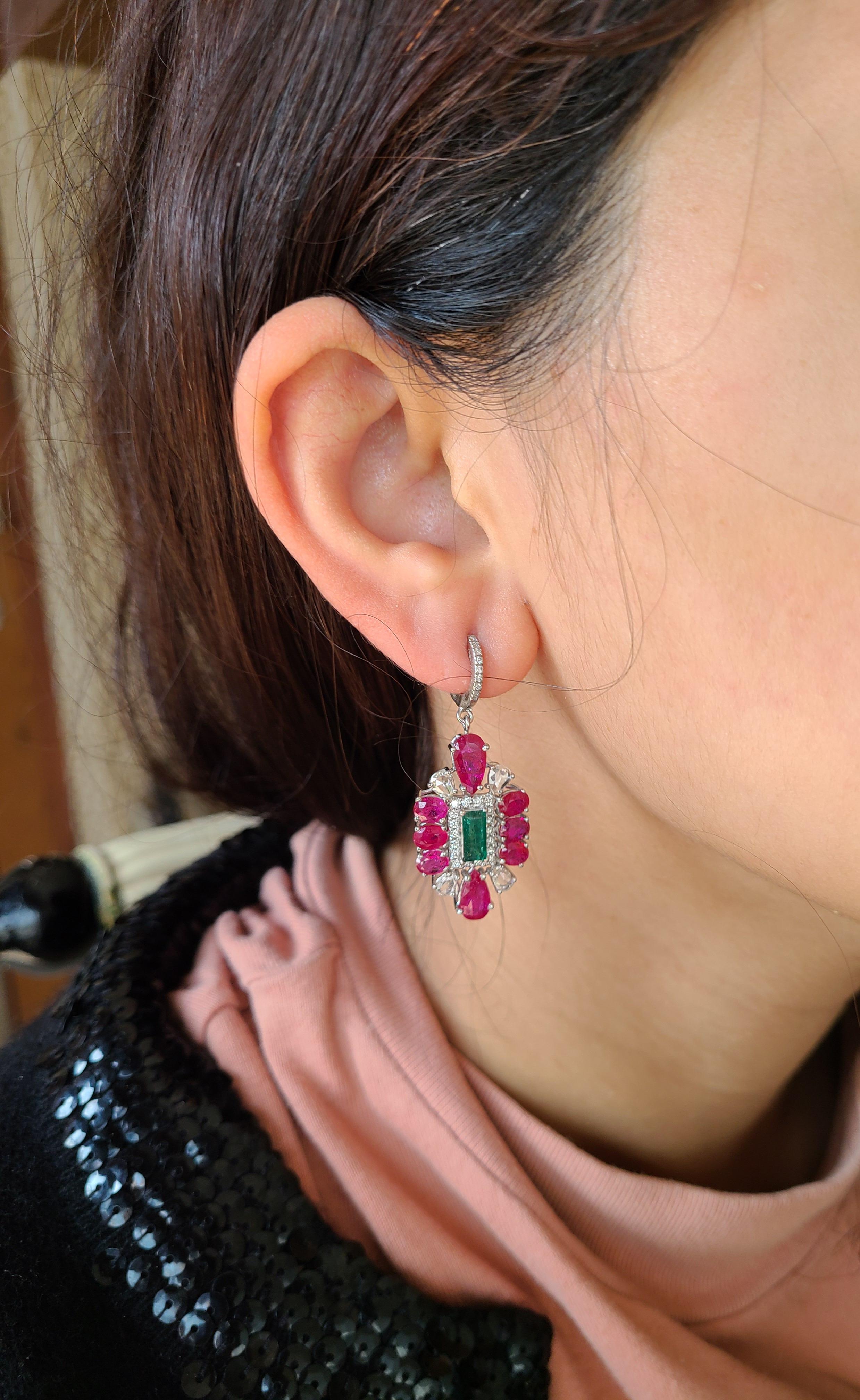 Natural Emerald and Ruby Earrings/Studs with Diamonds in 18 Karat Gold In New Condition In Hong Kong, HK
