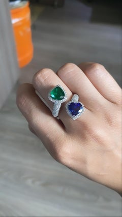 Natural Emerald and Tanzanite Ring Set in 18 Karat Gold with Diamonds