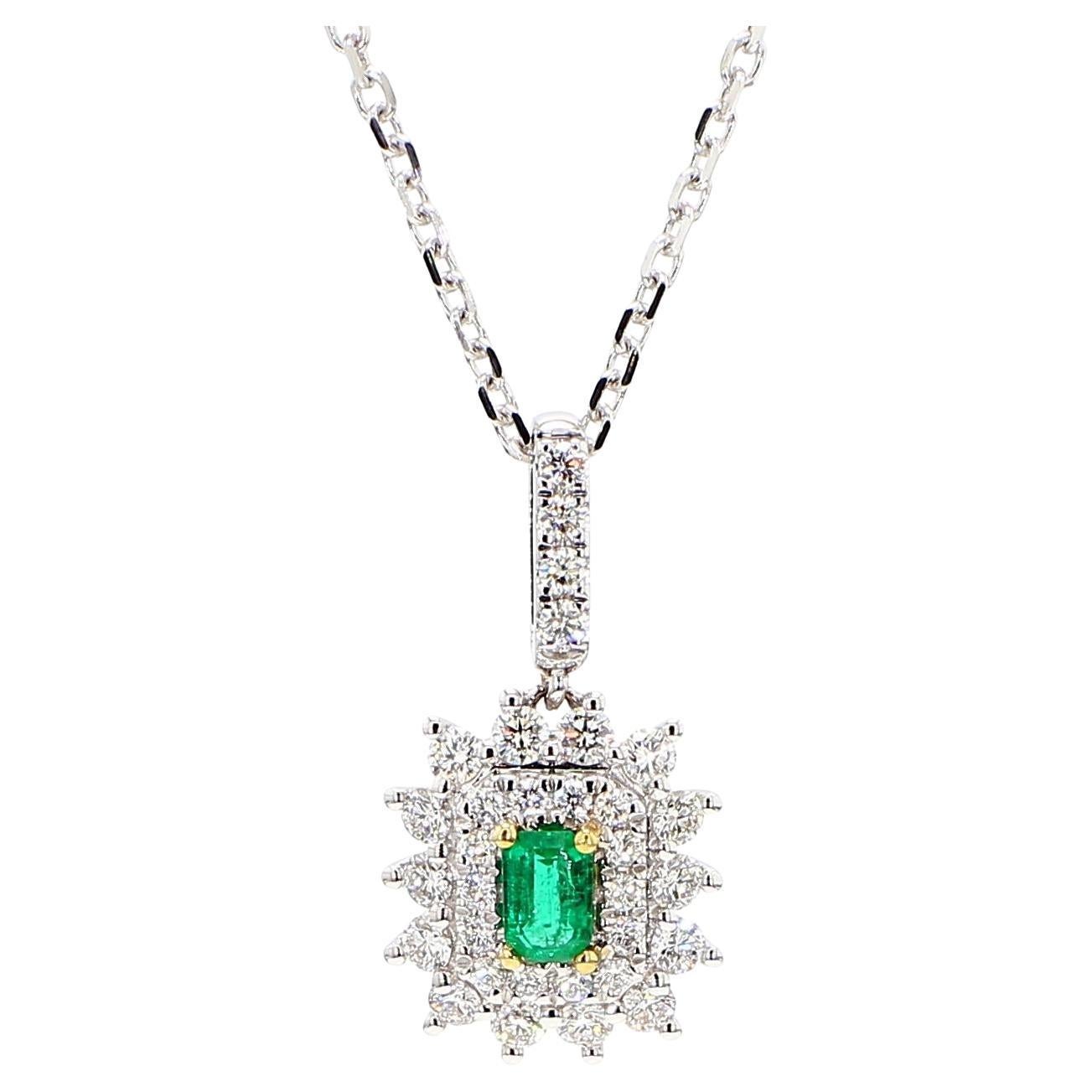 Natural Emerald and White Diamond 0.62 Carat TW White Gold Drop Pendant For Sale