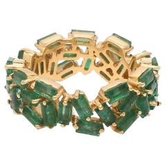 Esmeralda natural baguette zig zag anillo de la eternidad de oro de 18 quilates