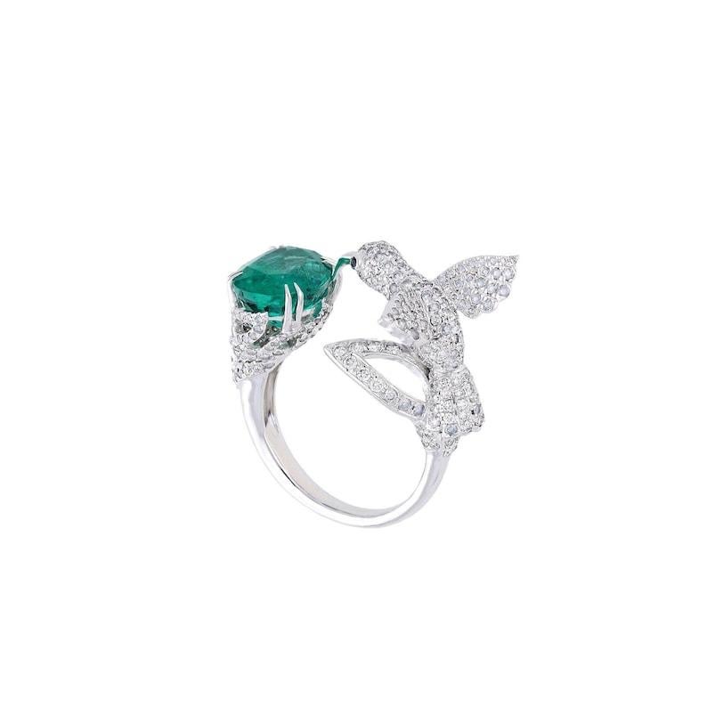 DETAILS ZUM PRODUKT -

===============

EDELSTEIN-DETAILS :

Edelstein : Smaragd

Edelstein Gewicht : 3,58 Karat.

Edelstein Größe : 11X8 MM Ungefähr

Edelsteinform : Ovaler Schliff

Edelstein-Typ : Natürlich



DETAILS ZUM DIAMANTEN :

Gewicht des