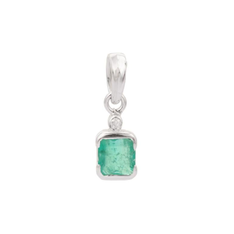 Art Deco Natural Emerald Birthstone Diamond Pendant Gift for Graduation in 925 Silver For Sale