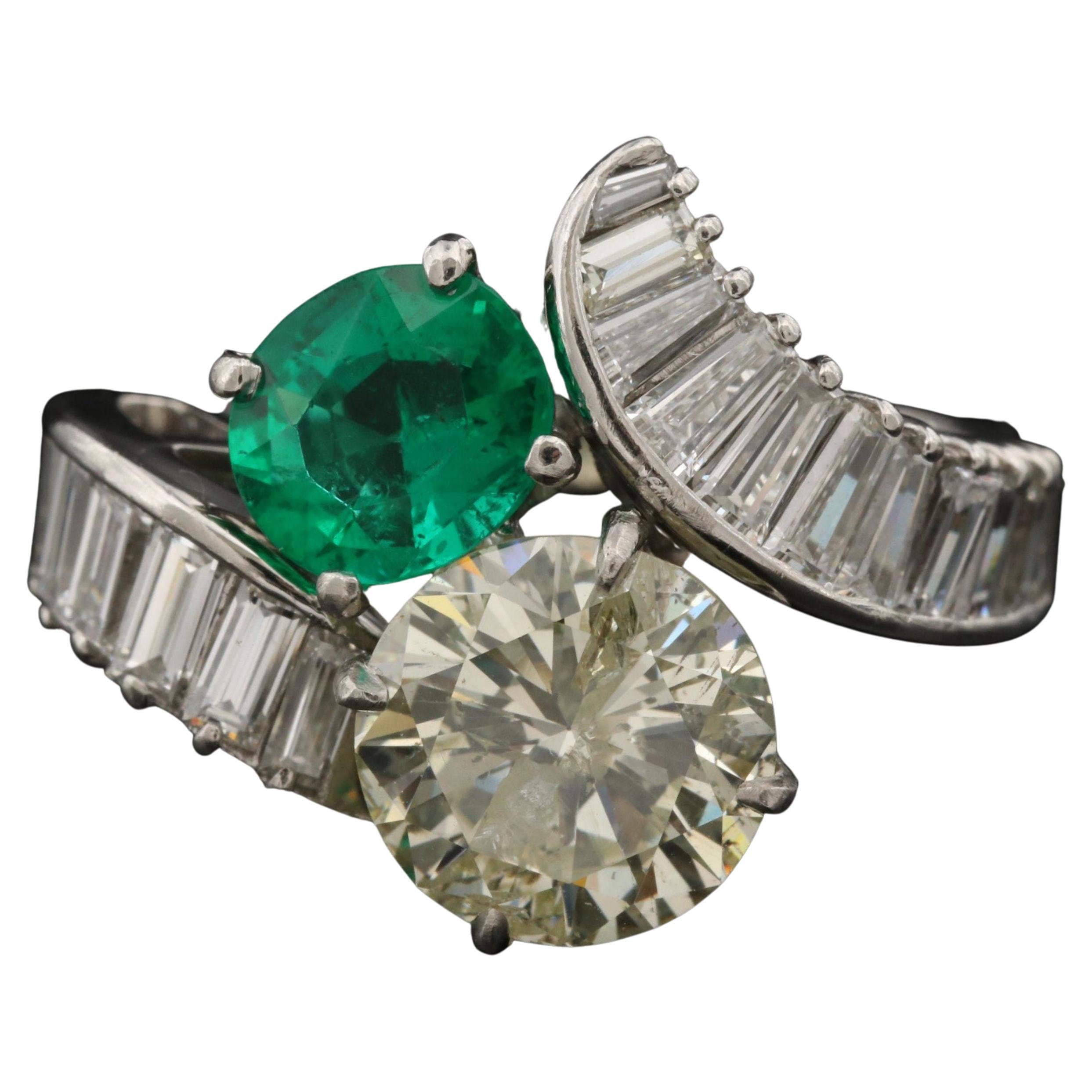 For Sale:  Art Deco 2.58 Carat Natural Diamond Emerald Bridal Ring White Gold Cocktail Ring