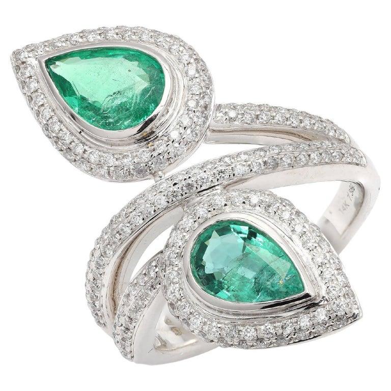 For Sale:  Natural Emerald Cocktail Women Ring with Diamonds in 14k Solid White Gold 5