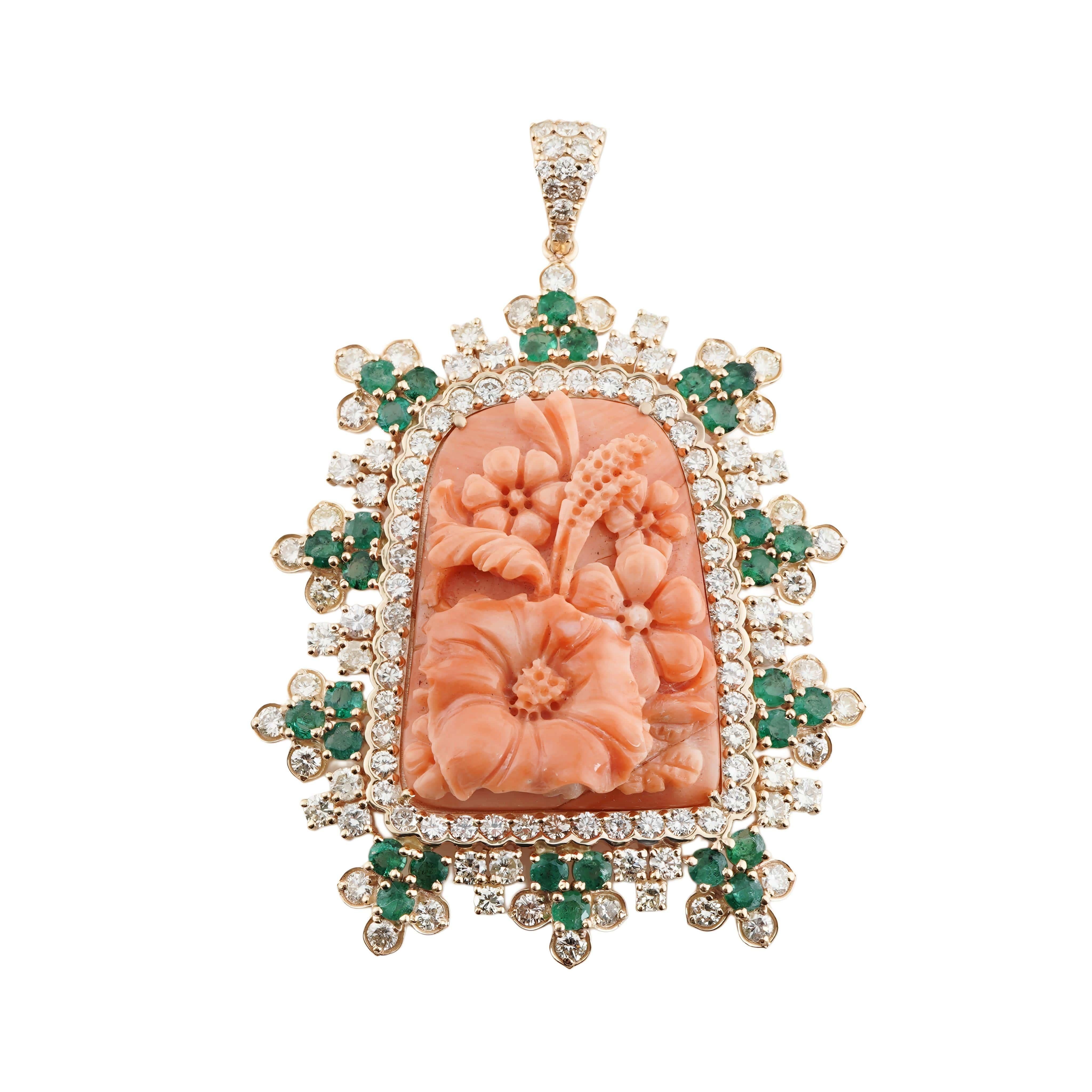 Pendente in corallo Nature e diamante Emerald in oro 14k In condizioni Nuovo in vendita a jaipur, IN