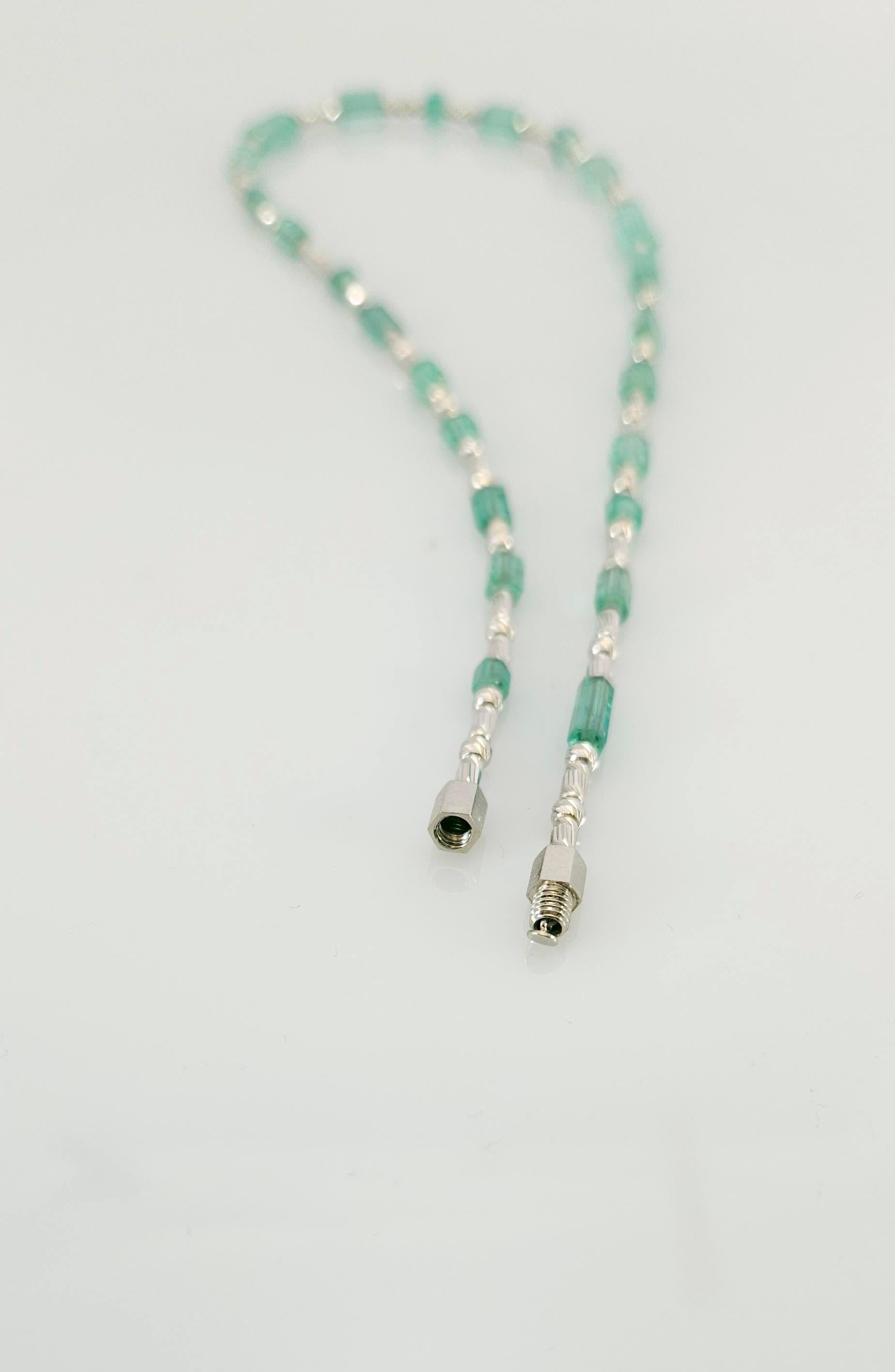Natural Emerald Crystal Bead Necklace with 18 Carat White Gold For Sale 5