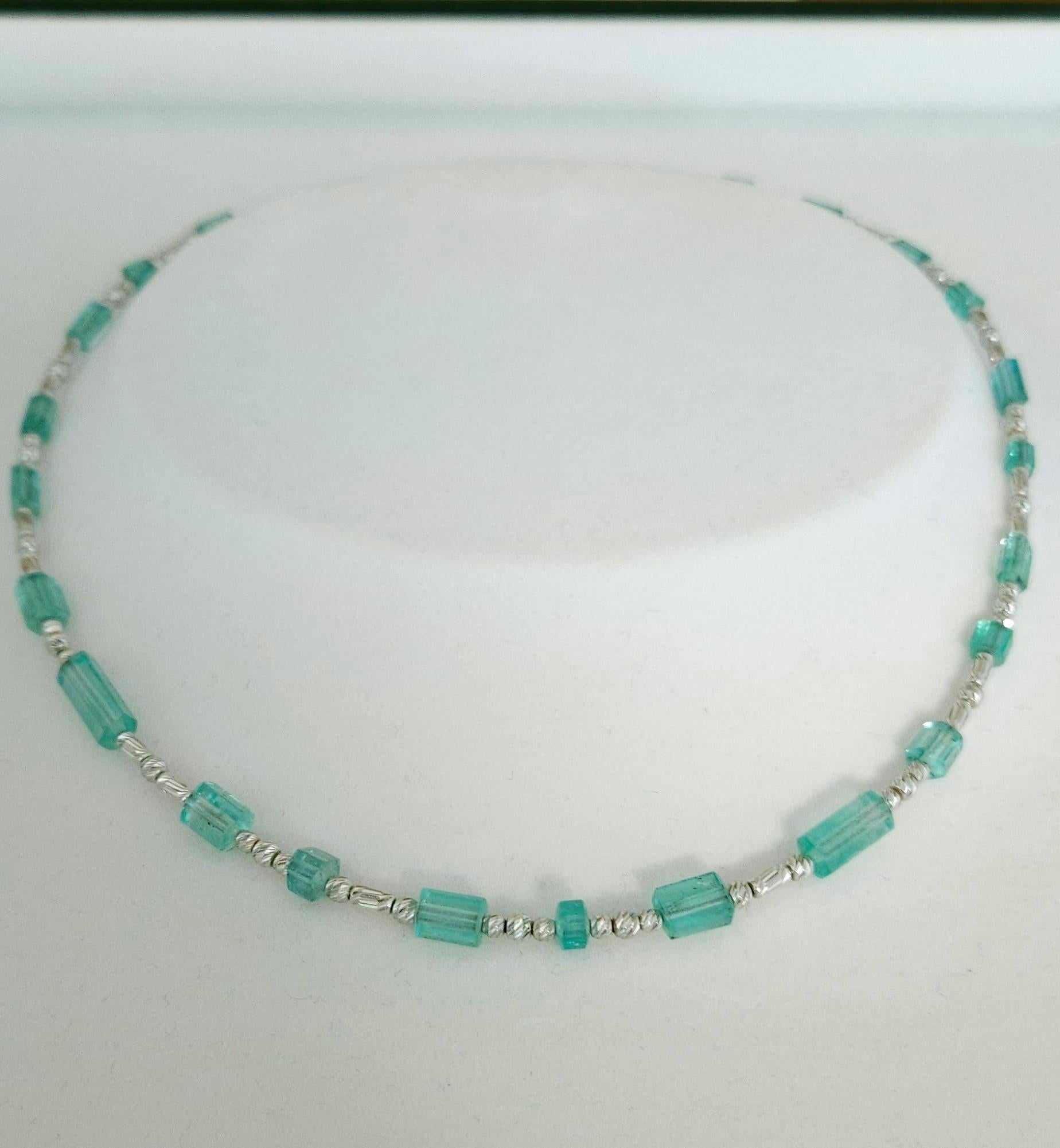 Natural Emerald Crystal Bead Necklace with 18 Carat White Gold For Sale 8