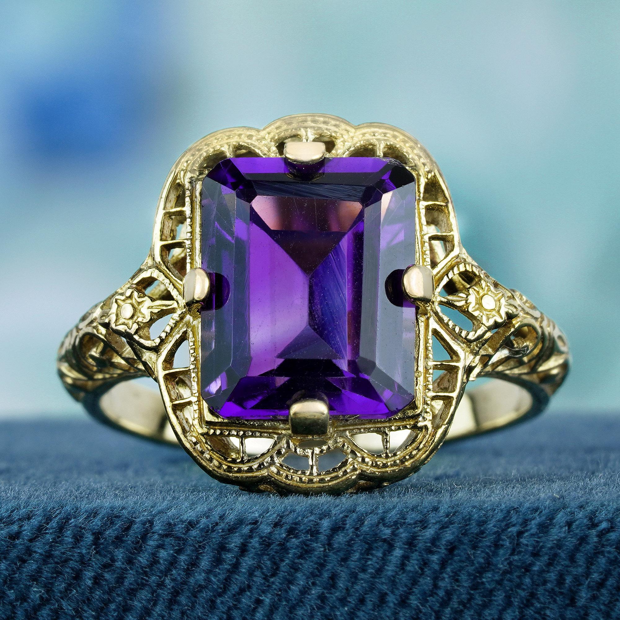 Edwardian Natural Emerald Cut Amethyst Vintage Style Filigree Ring in Solid 9K Yellow Gold For Sale