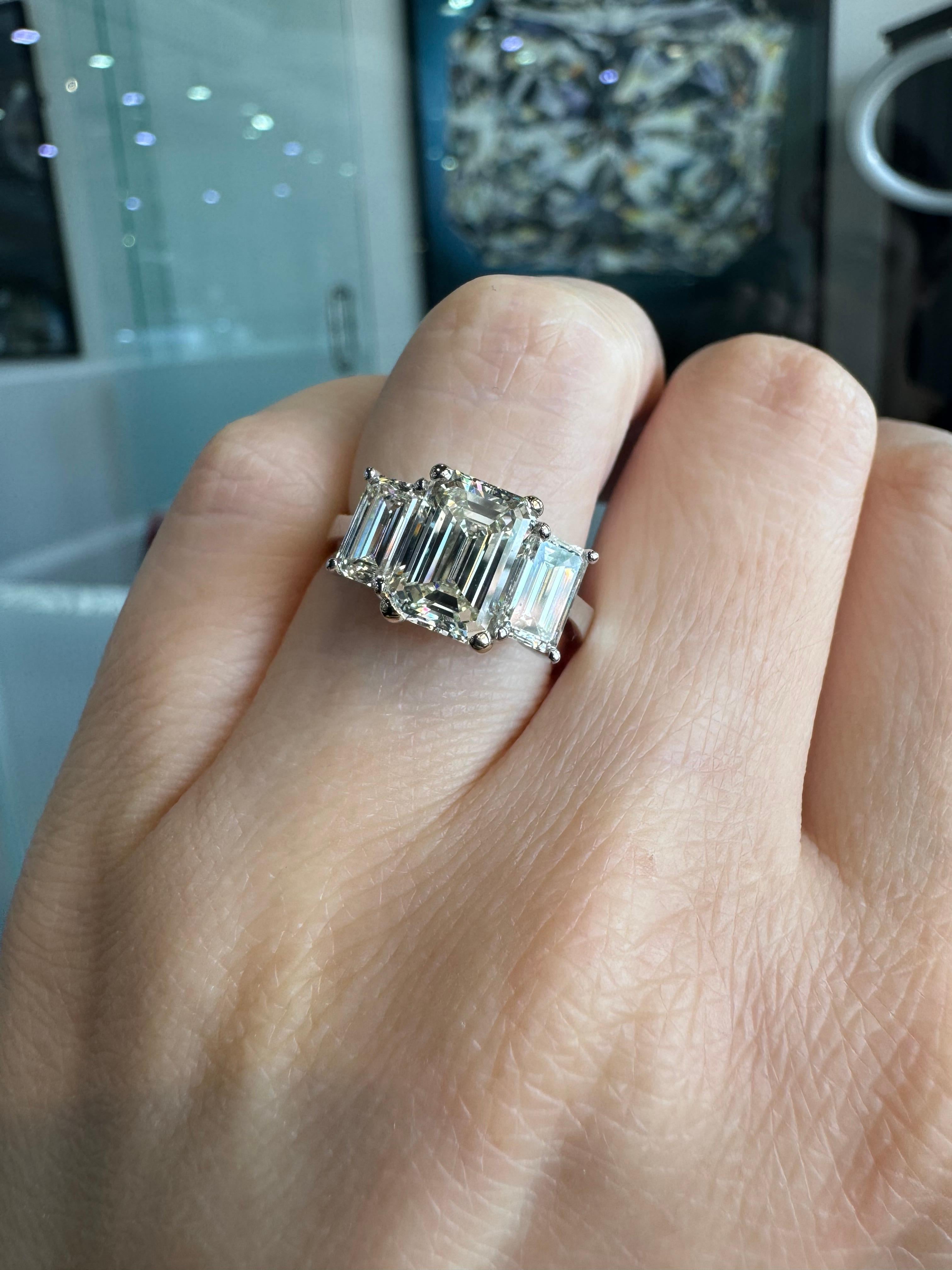 Natural Emerald Cut Diamond 3 Stone 18 Karat Engagement Ring In Stock For Sale 1