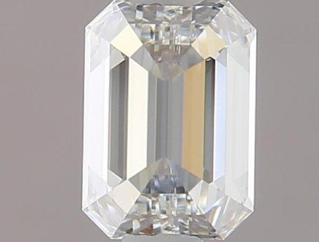 Natural Emerald Cut Diamond in a 0.62 Carat D VS2, GIA Certificate For Sale 1