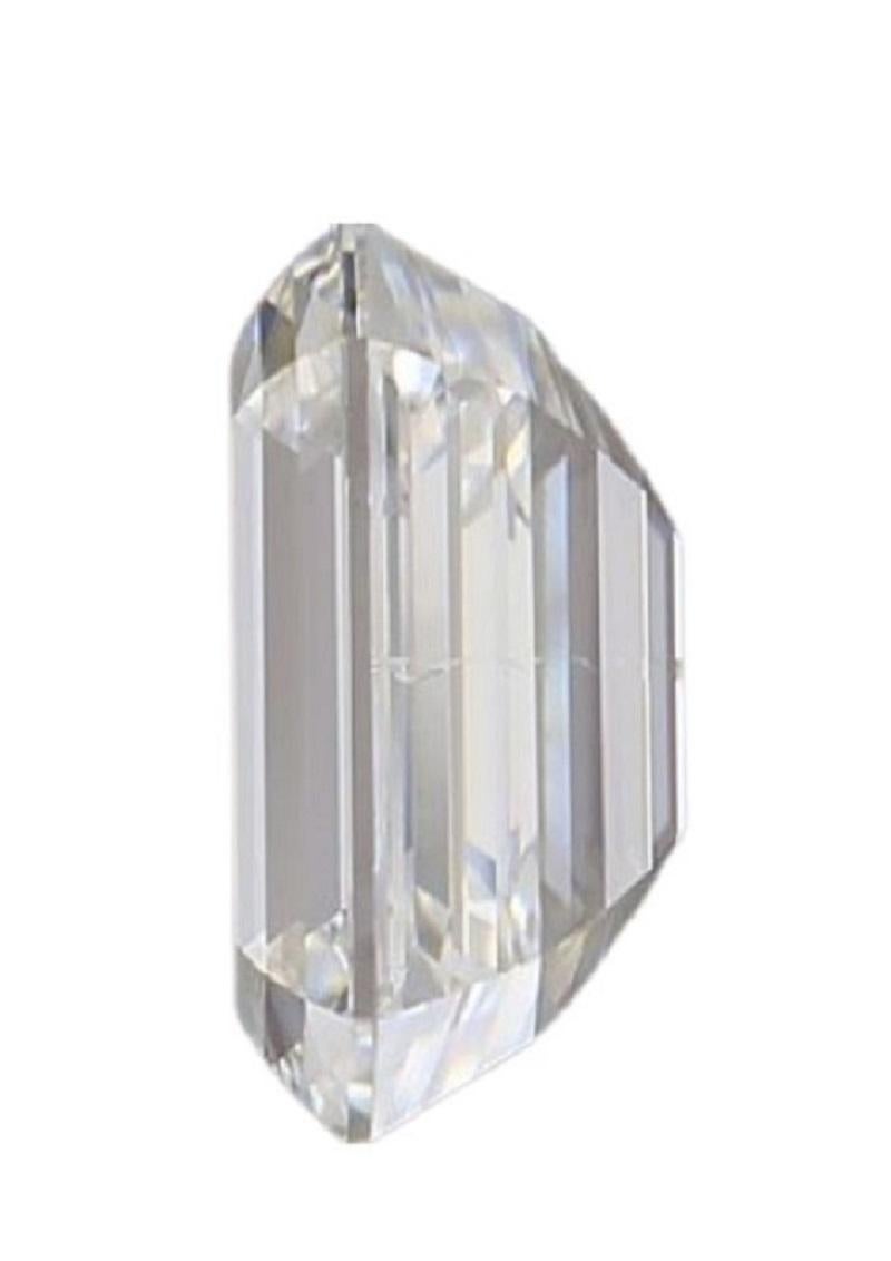 Natural Emerald Cut diamond in a 0.71 Carat D VS1, IGI Cert In New Condition For Sale In רמת גן, IL