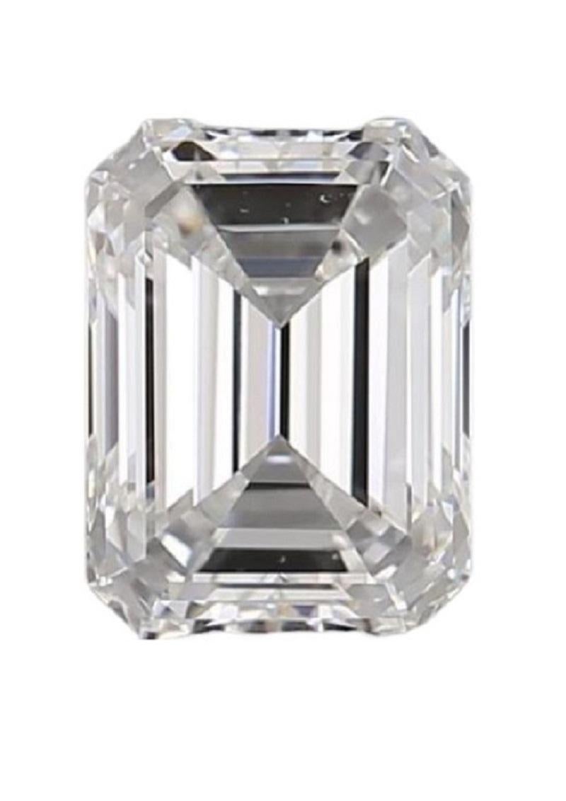Natural Emerald Cut diamond in a 0.71 Carat D VS1, IGI Cert For Sale 2