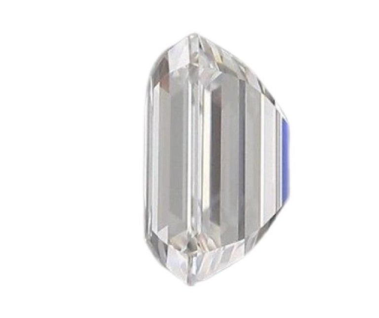 Natural Emerald Cut Diamonds in a 0.81 Carat I IF, GIA Certificate In New Condition For Sale In רמת גן, IL