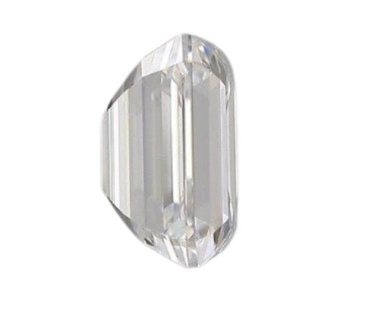 Women's or Men's Natural Emerald Cut Diamonds in a 0.81 Carat I IF, GIA Certificate For Sale