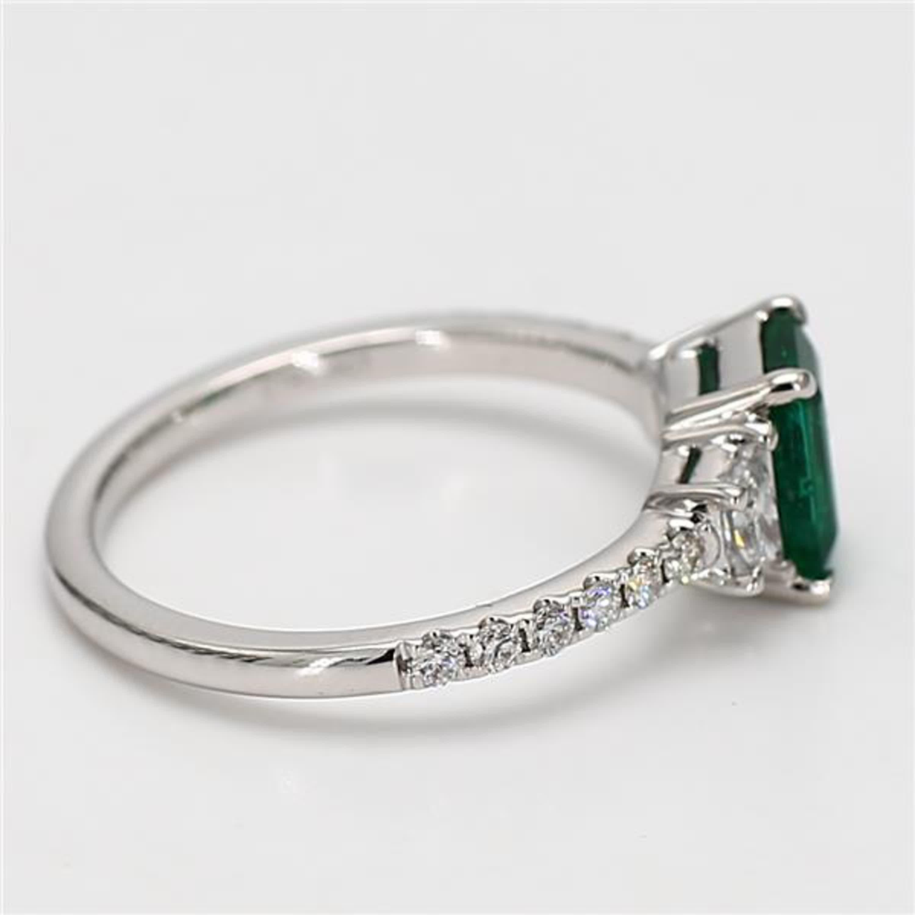 Natural Emerald Cut Emerald and White Diamond 1.45 Carat TW Gold Cocktail Ring For Sale 1