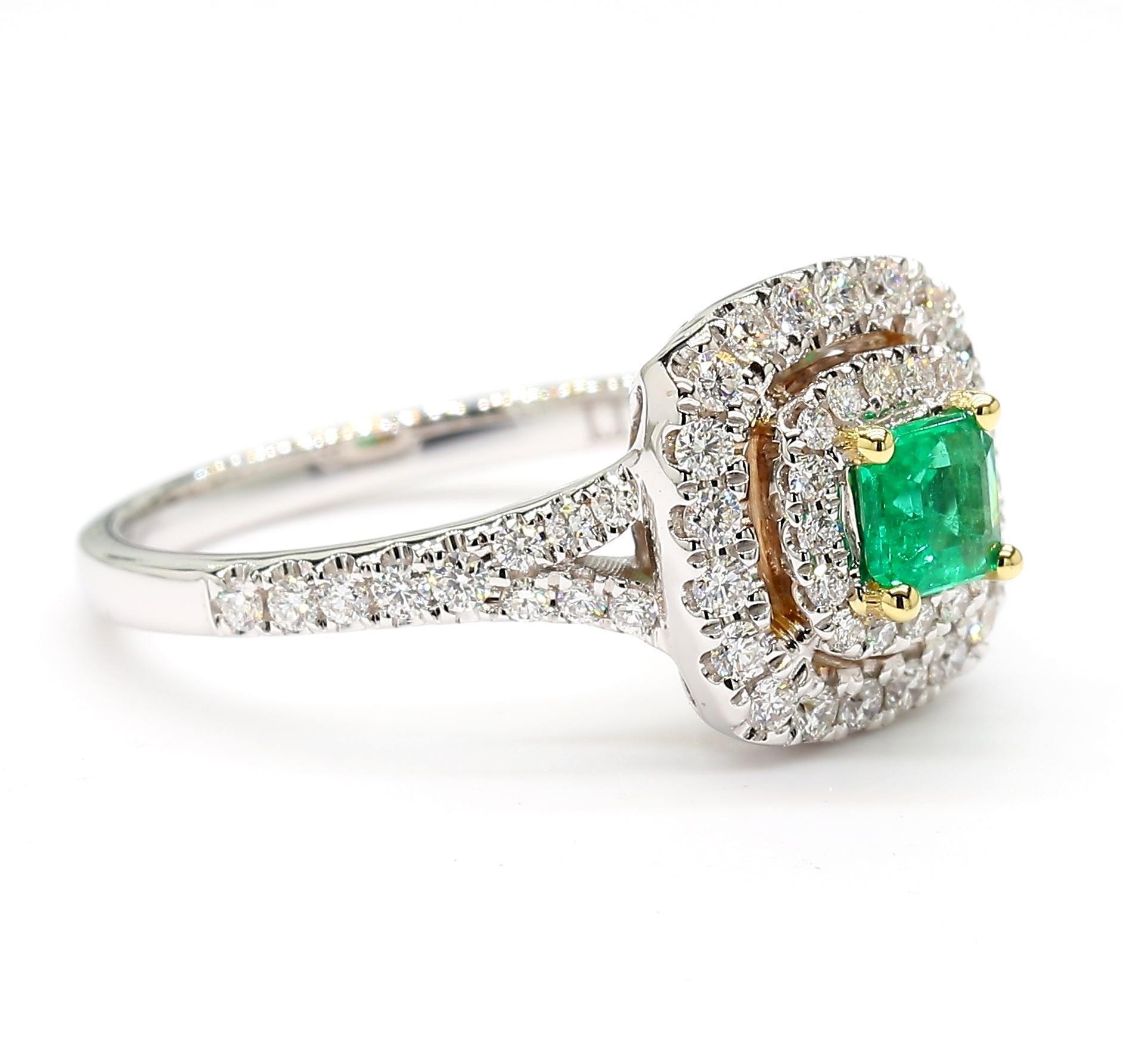 Natürlicher Smaragdschliff Smaragd und weißer Diamant .74 Karat TW Gold Cocktail-Ring im Zustand „Neu“ im Angebot in New York, NY