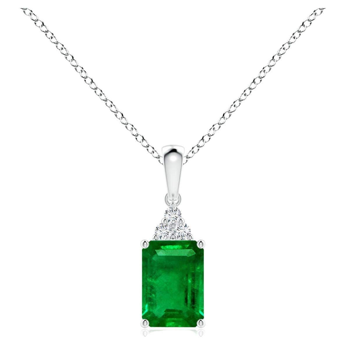 Natural Emerald-Cut Emerald Pendant with Diamond in Platinum (Size-7x5mm) For Sale